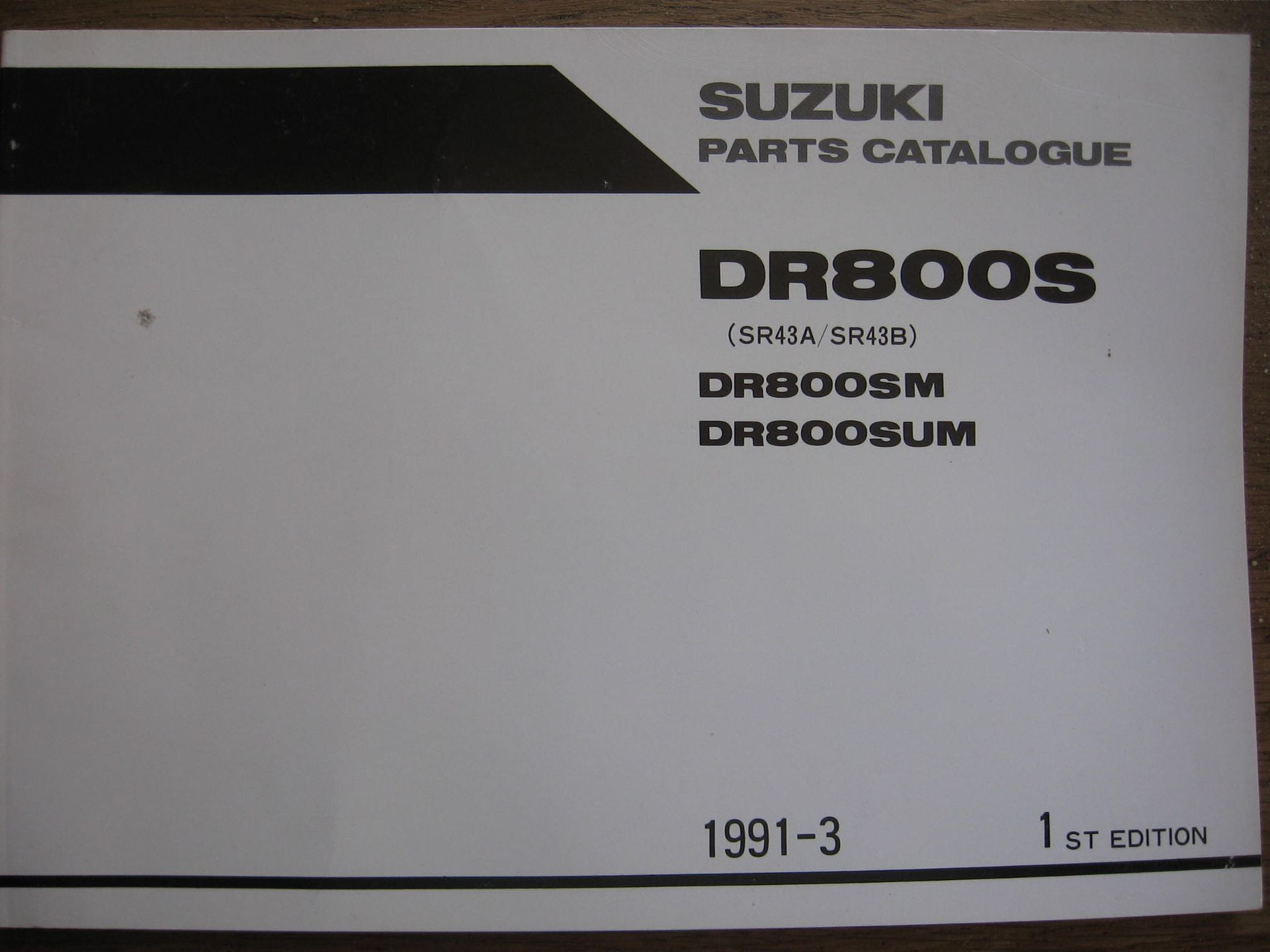 suzuki origineel parts catalog / manual  uit 1991-3 1e editie 	DR800S M,UM 1991	SR43A/SR43B	9900 B-30084