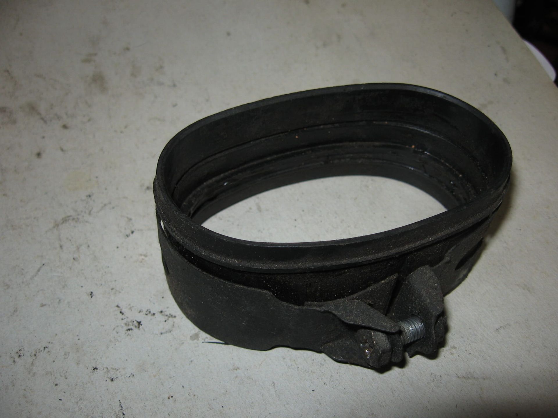 Rubber verbindingsring met klem luchtaanzuiging	Vt700c 84-85	17254-me9-770 , 17255-me9-770