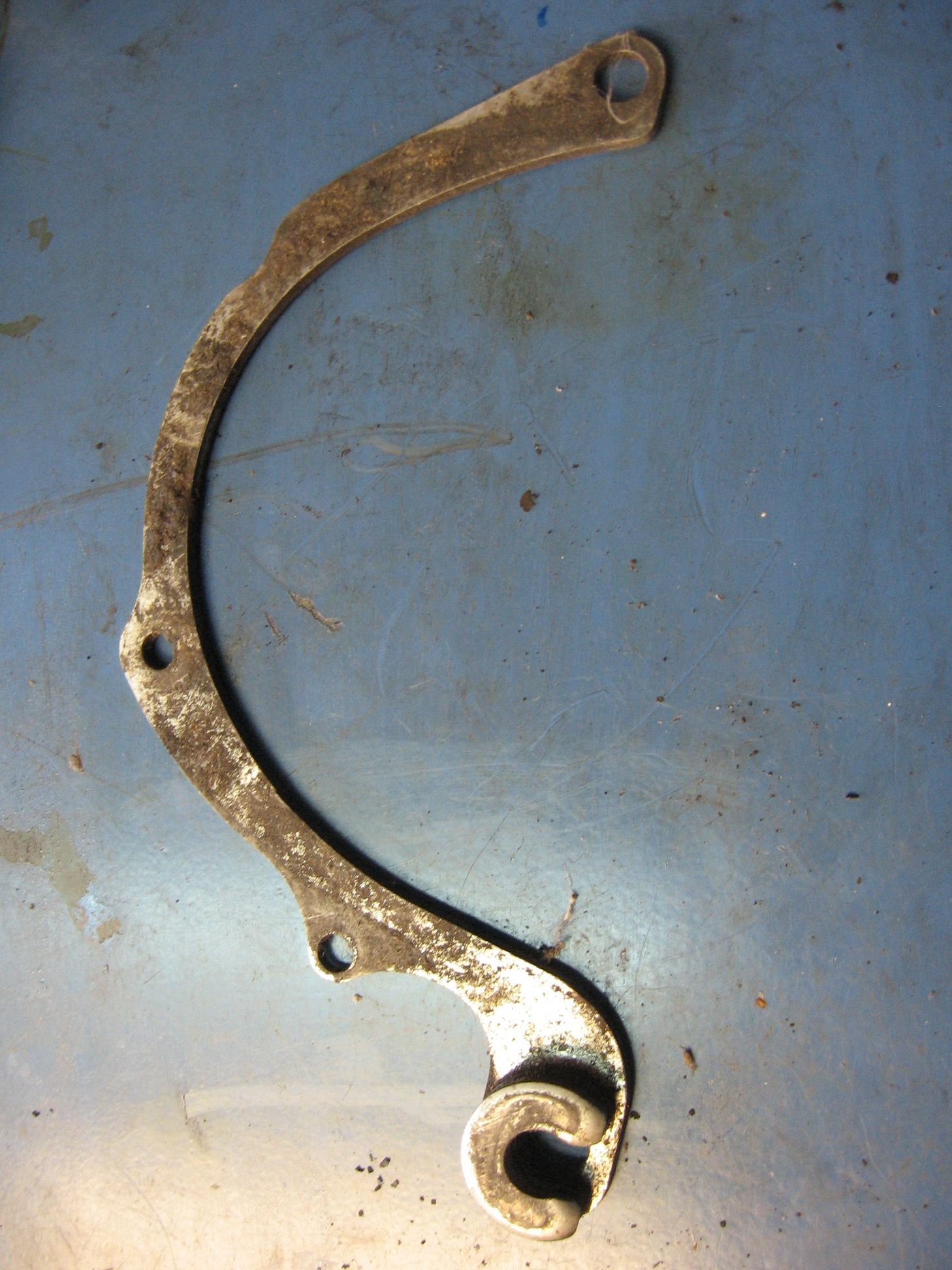 beschermrand carter links	Cb750f 79-82  	11615-445-000