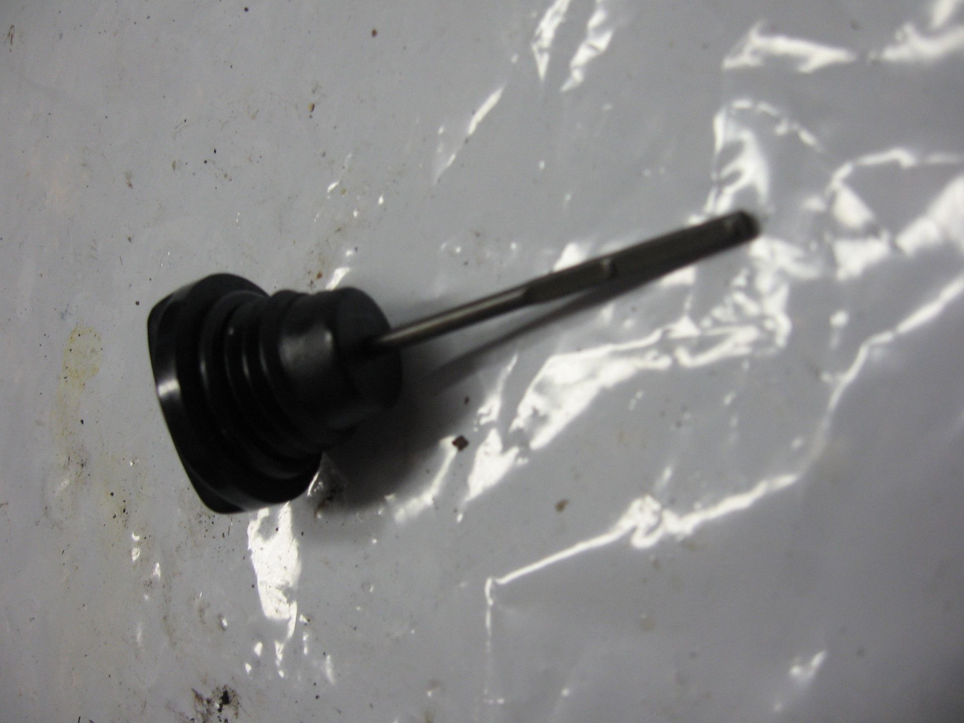 oliepeilstok vt600c 1988-2007 , vf750f 83-84 vf700f 84-85		15650-MR1-000