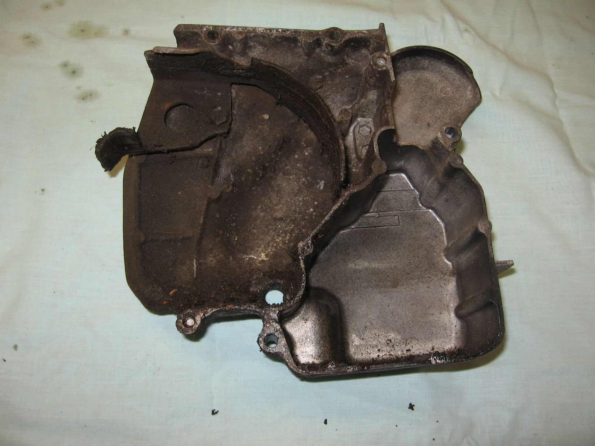 blokdeksel links	Cb650sc 82	11341-460-780