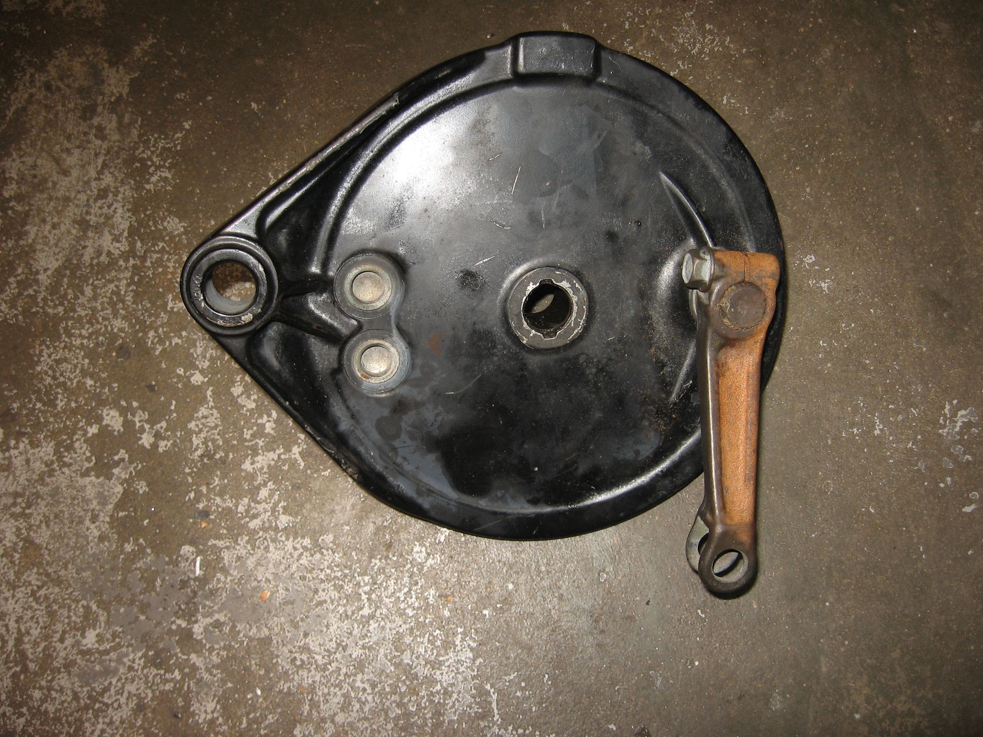 achterremplaat	Vf750s vf700s 84-85	43100-MB0-950