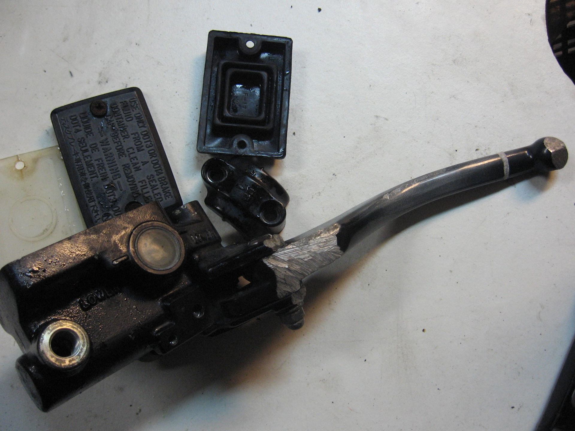 koppelingspomp met schaafschade // vf500f  1984-86 cb700sc1984-86 cb650sc 1984-85		22880-me5-772
