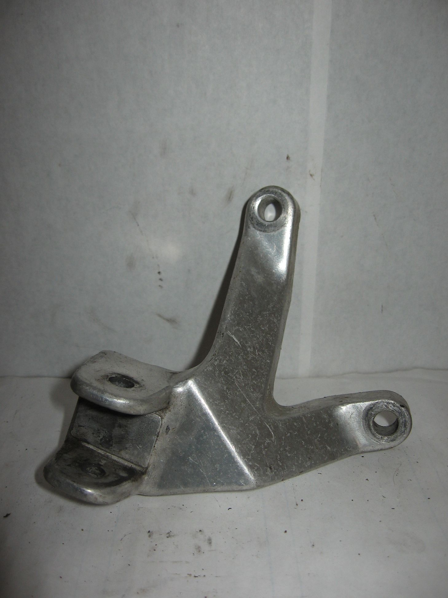 schetsplaat voetsteunhouder passagiers links Onderdeel van 4FM-27430-11 , YZF 750 R 1993-1998