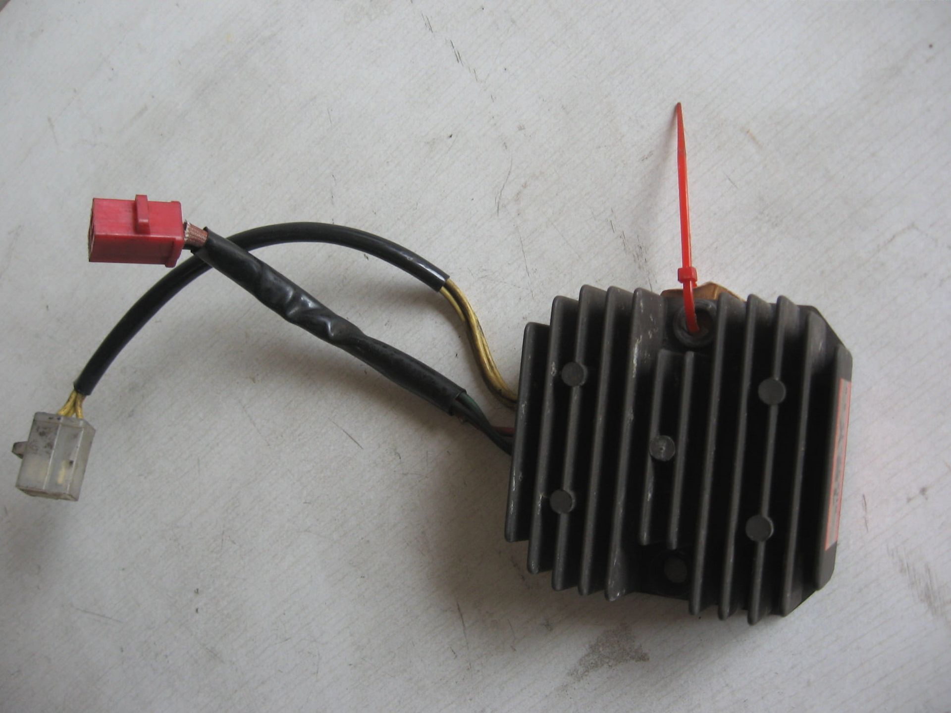 spanningsregelaar	Cx500  1978-82	31600-415-008		, SH232-12 (2)
