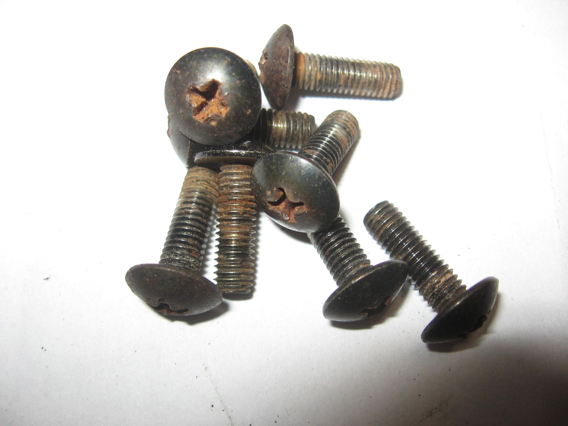 bolkop kruis boutjes 8 stuks M5x15 /goed gebruikt/ zx900a1		92009-1654