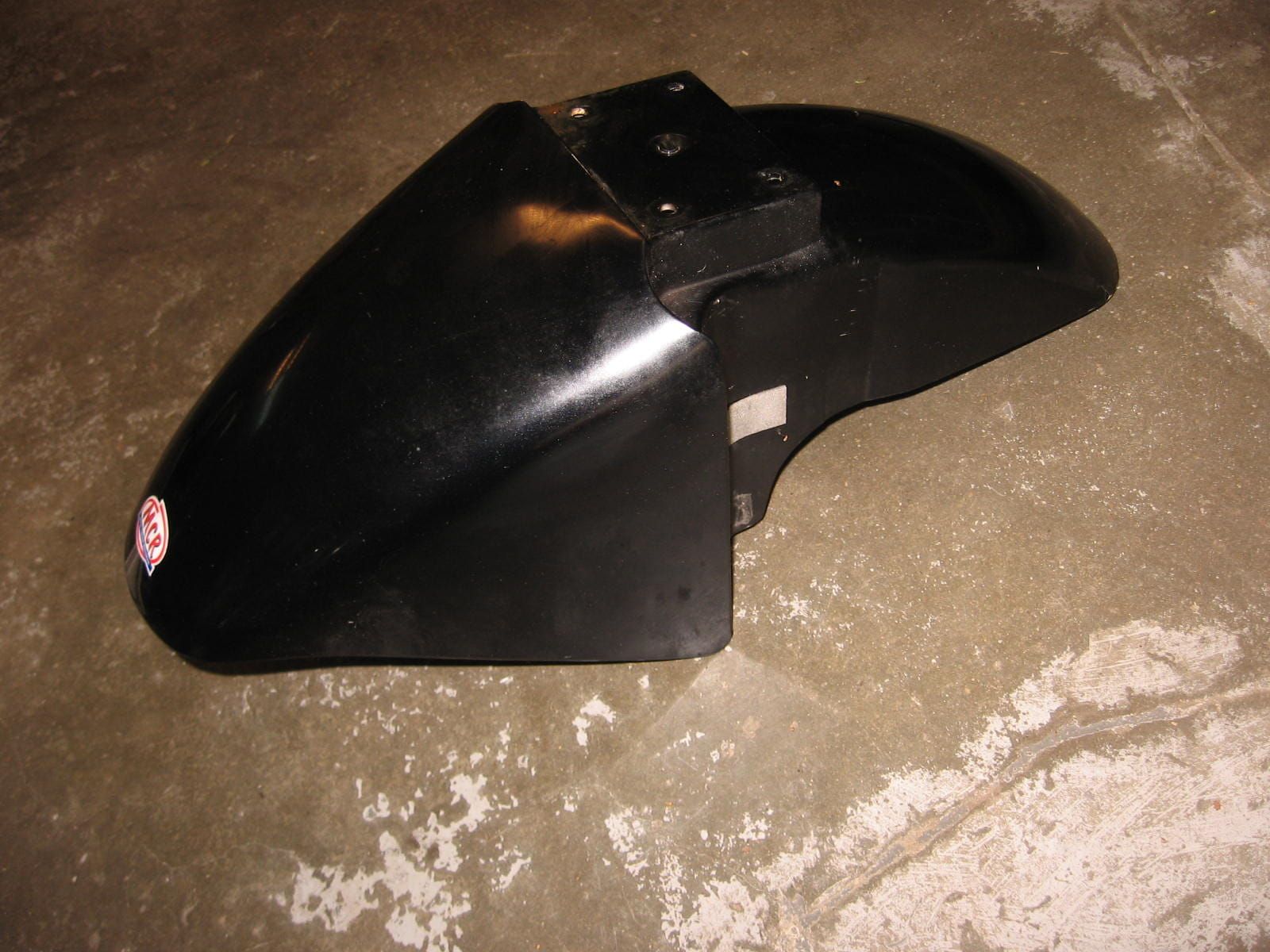 voorspatbord zwart	Gsx600f 1994 , 1988-96	53111-19c21	53111-20c00
