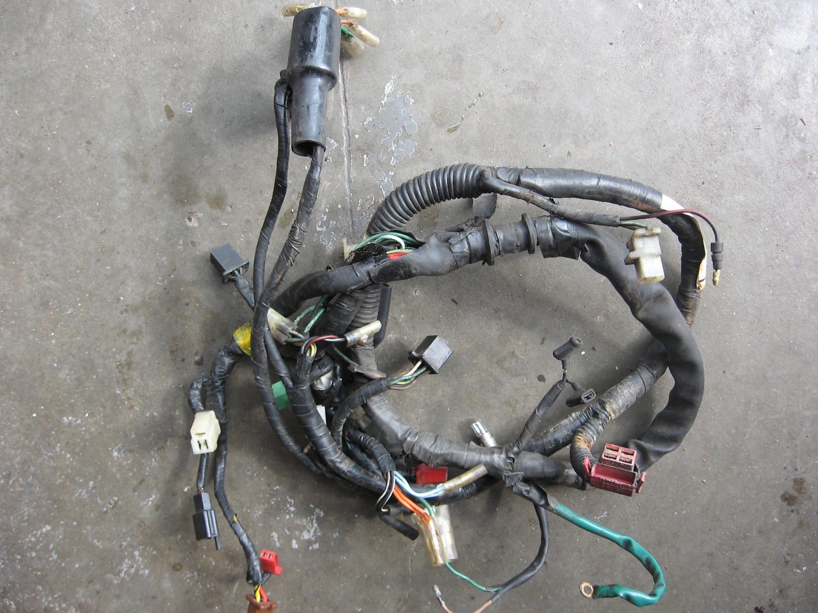 hoofdkabelboom	Xbr500 	32100-mk4-770 , 3210A-mk4