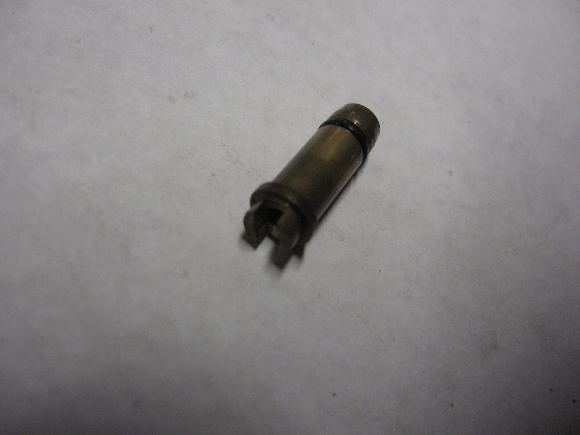 oil jet , olienozzel carter onder cilinder	gs450 , Gs500e 1989-2000	09493-24008	09493-40002
