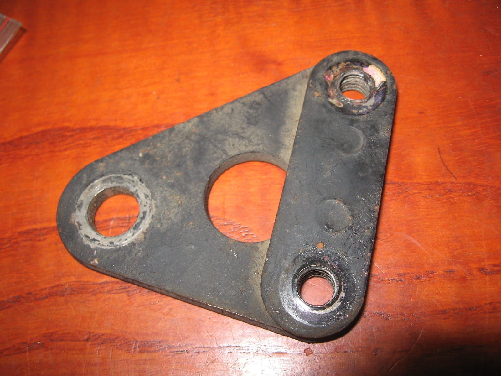 schetsplaat blokbevestiging rechts onder	Gs750 1977-79 , gs850 1979-83 , gs1000 80-81	41993-45000-019 schetsplaat blokbevestiging achterkant	Gs750 1977-79	41990-45000-019