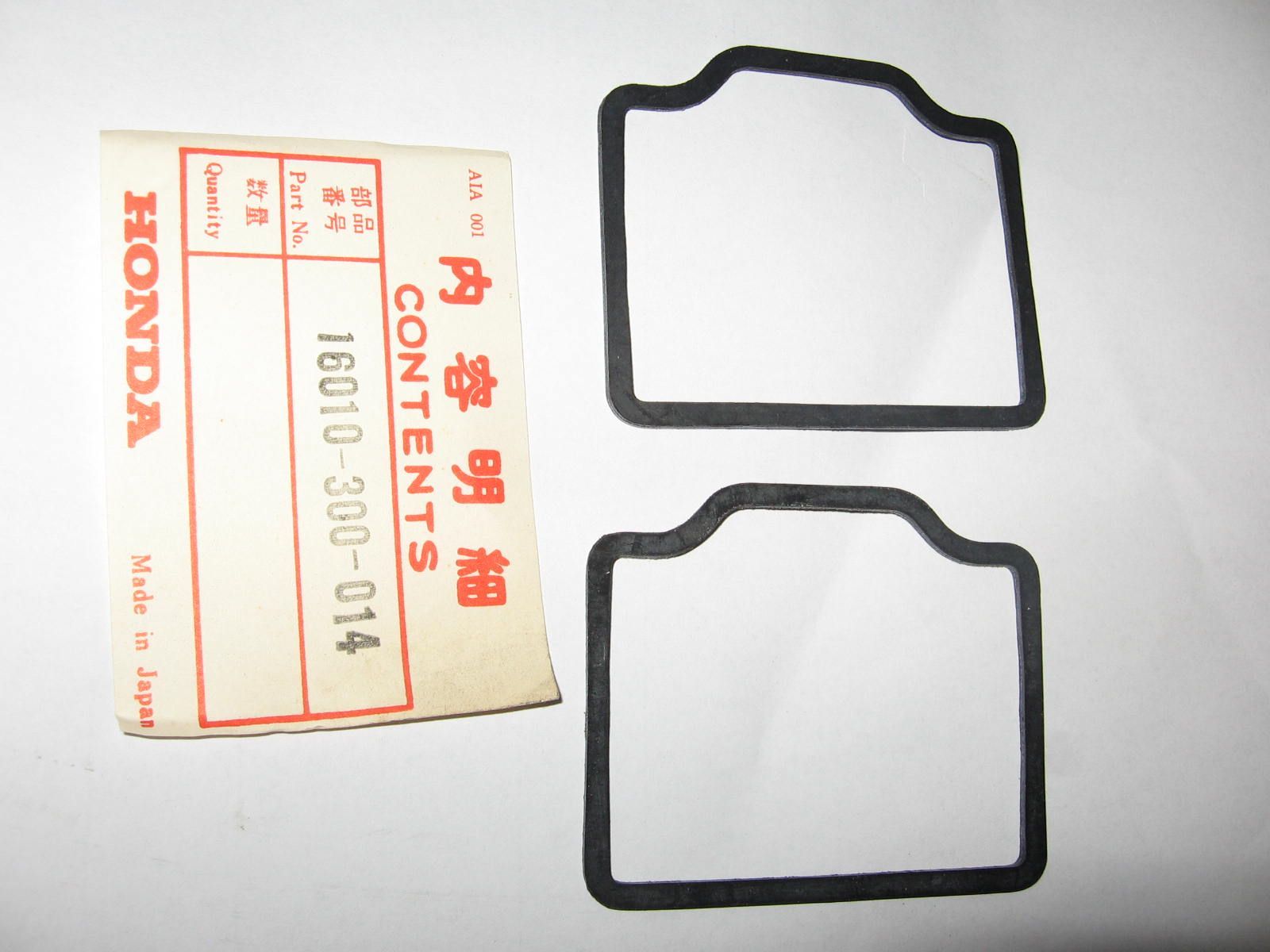 2x vlotterbak pakking ,cb750 ko,k1-5 ,  onderdeel van set 16010-300-014 /16010-300 -305