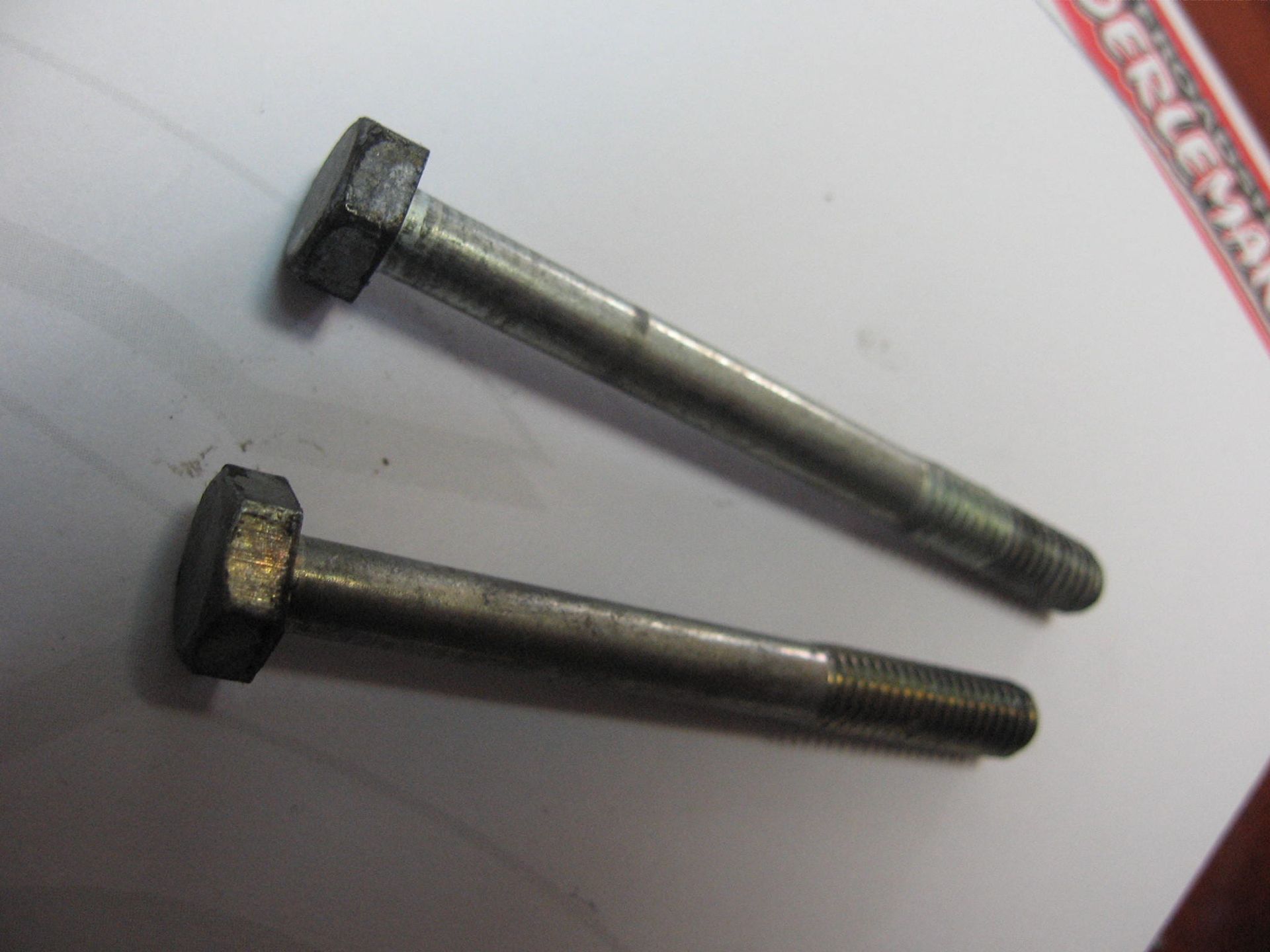 bouten bevesteging startmotor		91013-06060+97395-06055 ?