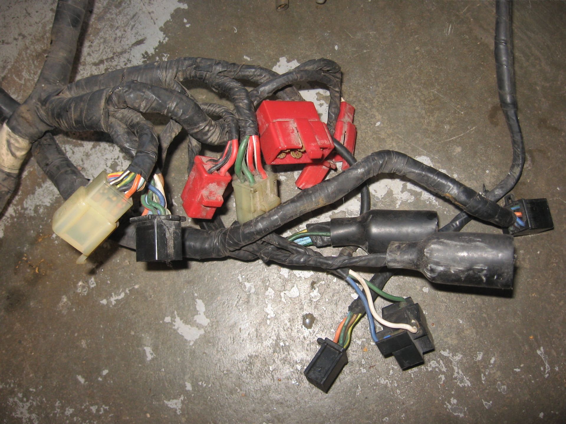 hoofdkabelboom	Vfr400rg 1986	32100-ml0-700