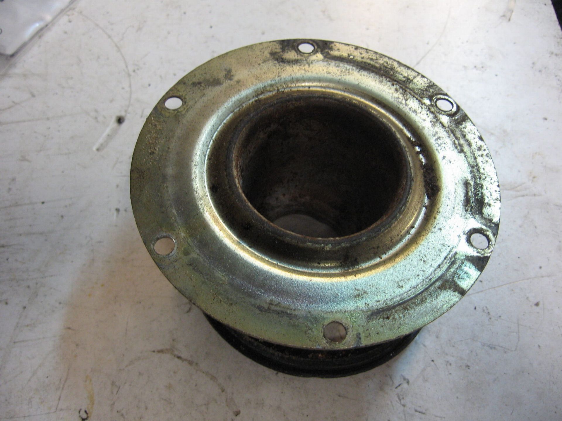 Fillertube , vulpijp benzinetank	F650gs 99-07	16117651053