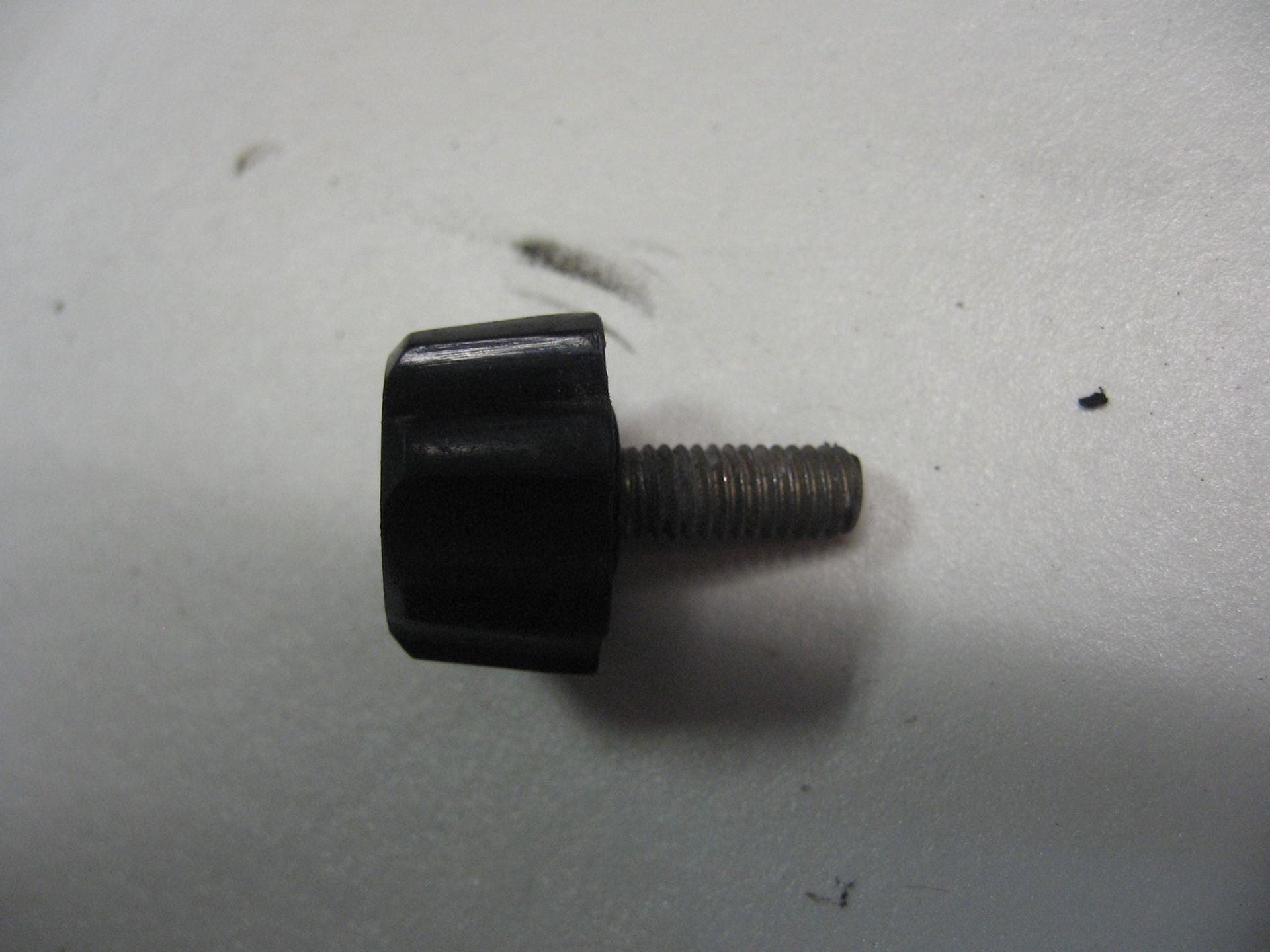bevesteging achterlicht // k-serie t/m k1100 div R 2kleps