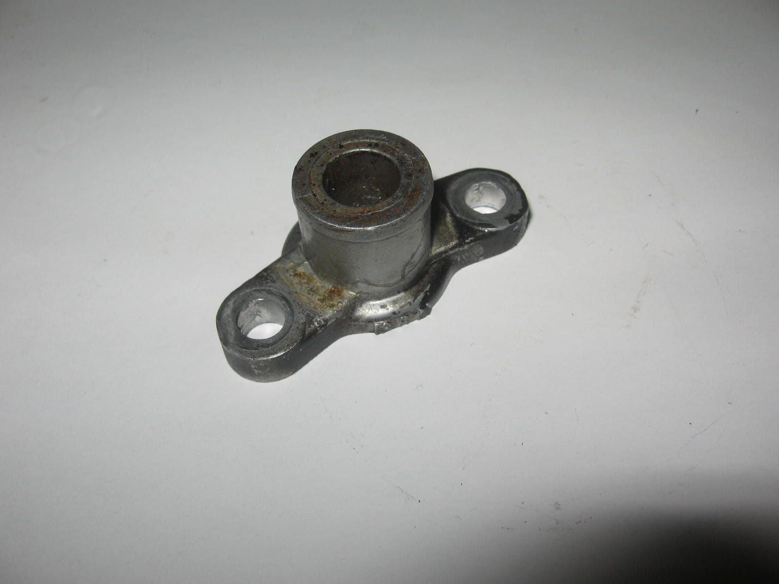 union water outlet voorste cyl vs700,800 -- 88-91 ,11235-41f00	11235-38a00