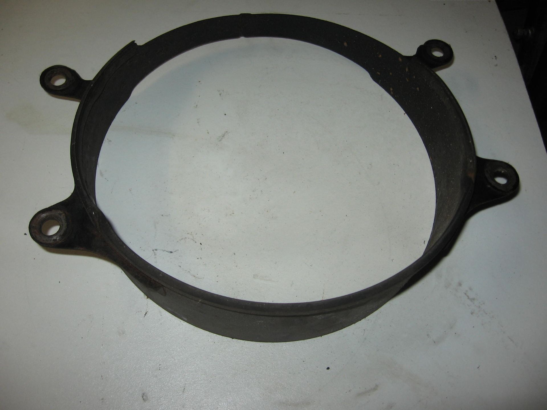 radiator shroud , beschermrand ventilator // cx500  tot 1979		19113-415-000	19113-415-020