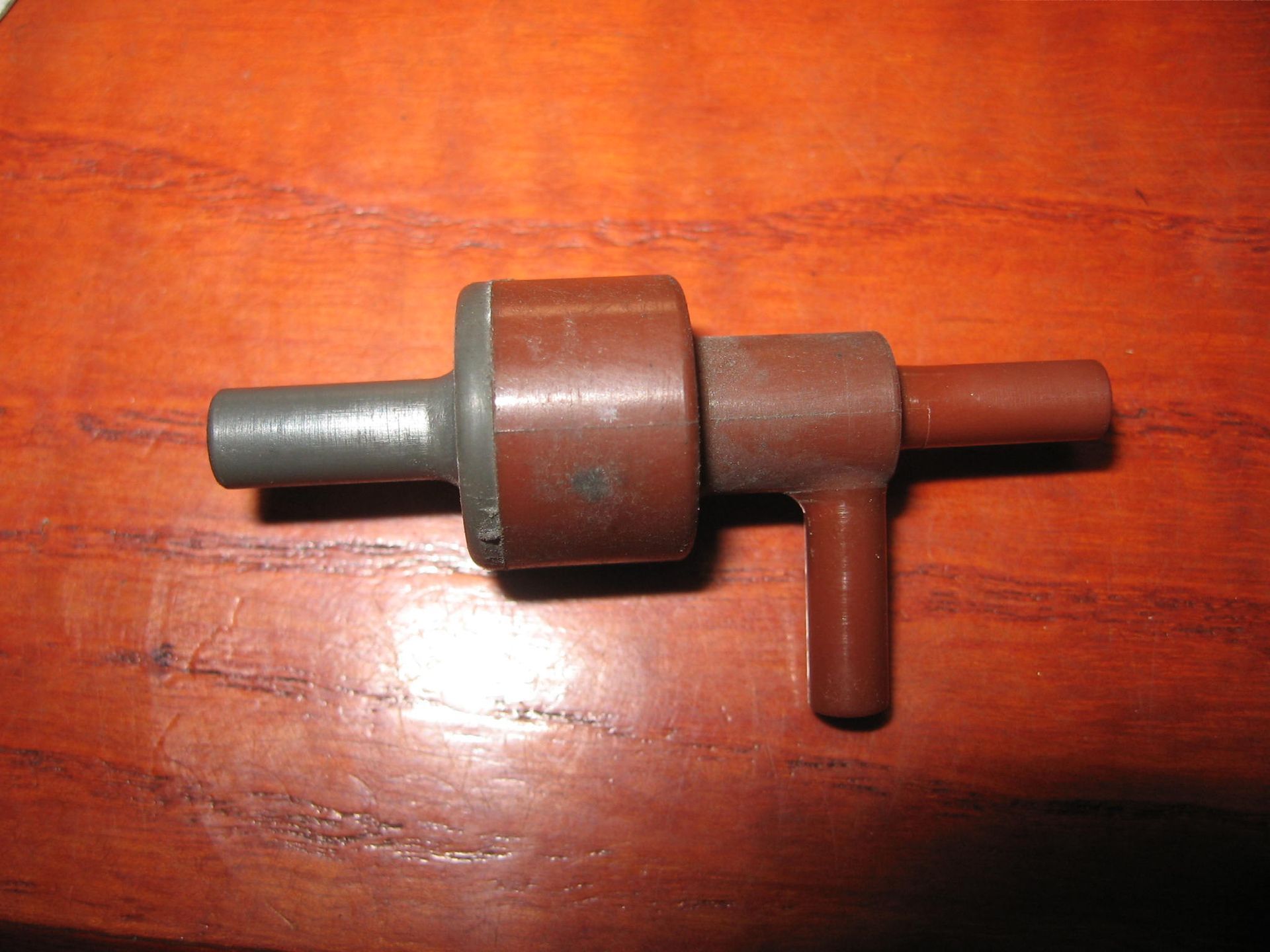 check valve // gl1500 1988-2000 ,cb900 2002-07 ,cbr1000		36627-mn5-003	36627-mn5-000