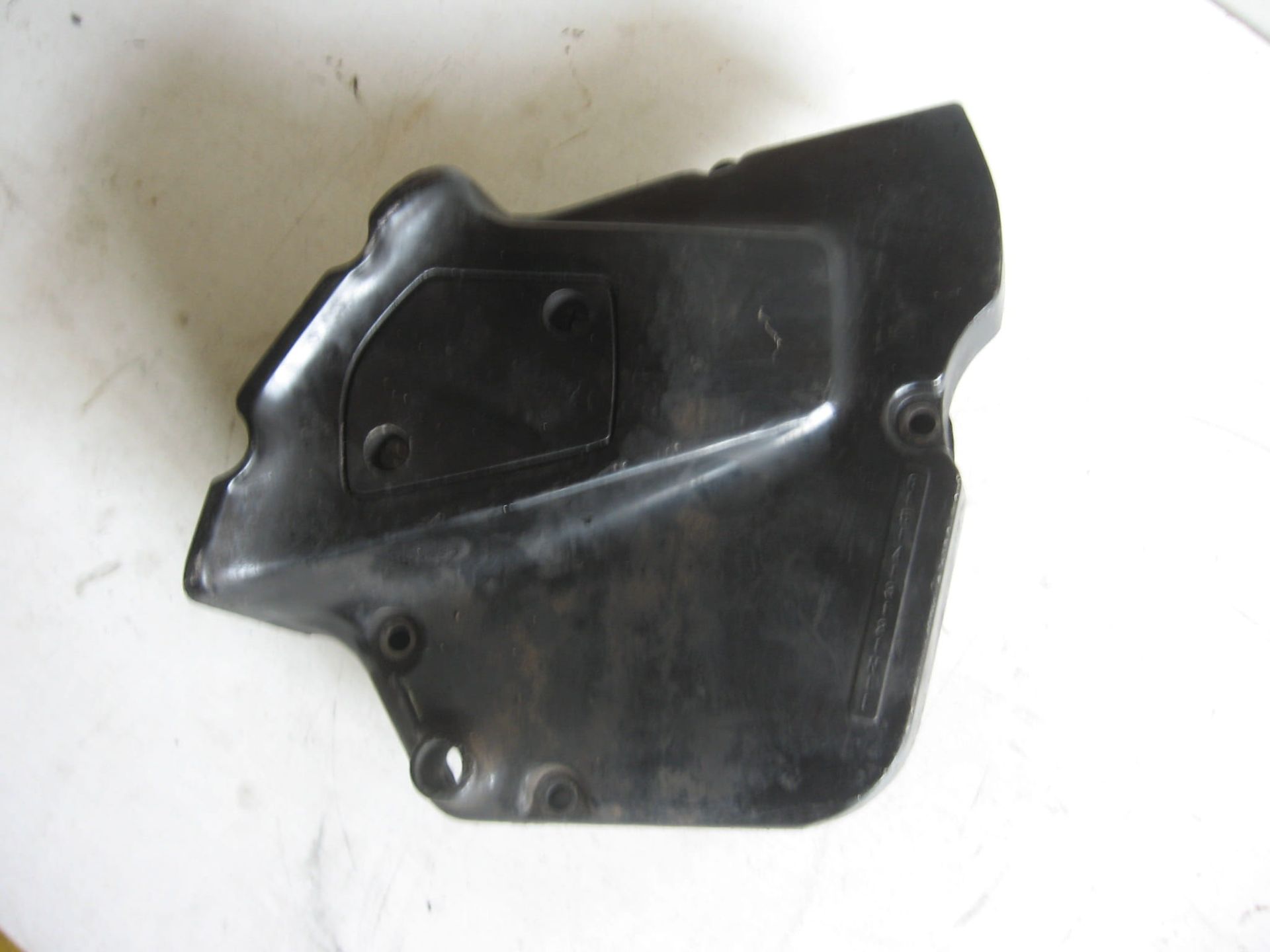blokdeksel links + koppelings meenemer + dekseltje	gsx550 es / ef	11360-43400 , 11387-43400 , 23200-31300