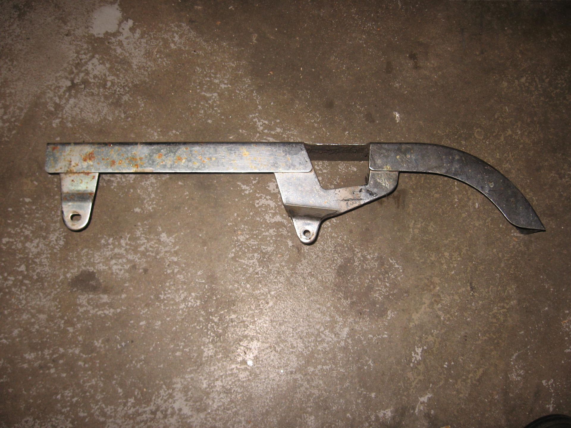 ketting beschermer , kettingkast	kz550c ltd   1980-83	36014-1038