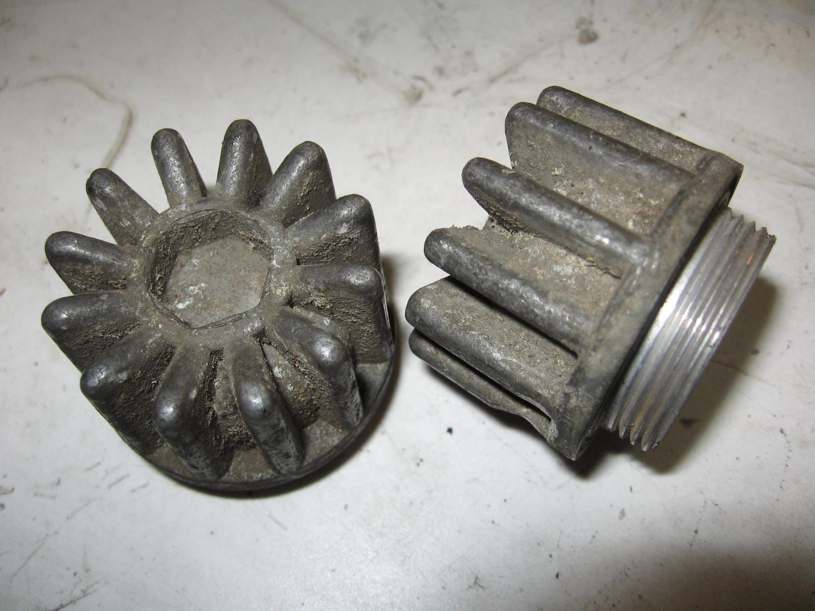 2x Vervangende dop klepstelgat , cap tappethole	cb500 cb550 cb400 cb750	12361-300-000