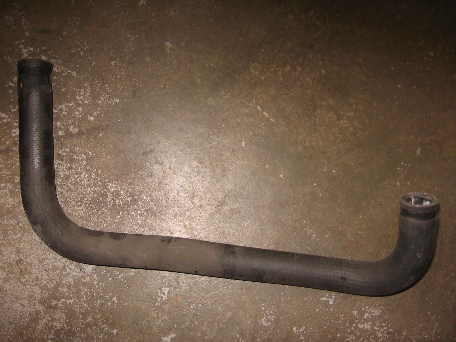Cbr900rr 1992-93	19501-mw0-000 , HOSE,RADIATOR UPP