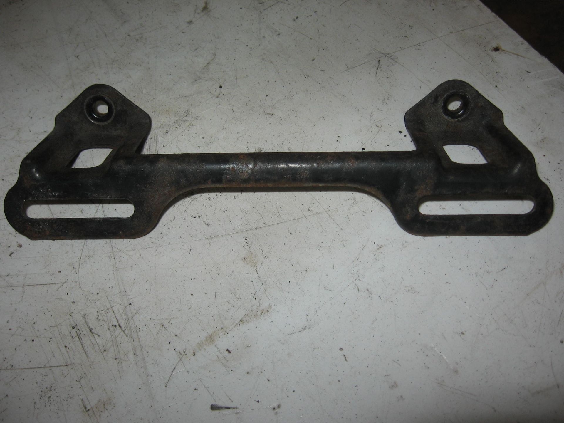 beugel kentekenplaathouder // gL1500 1988-2000		84700-mn5-000