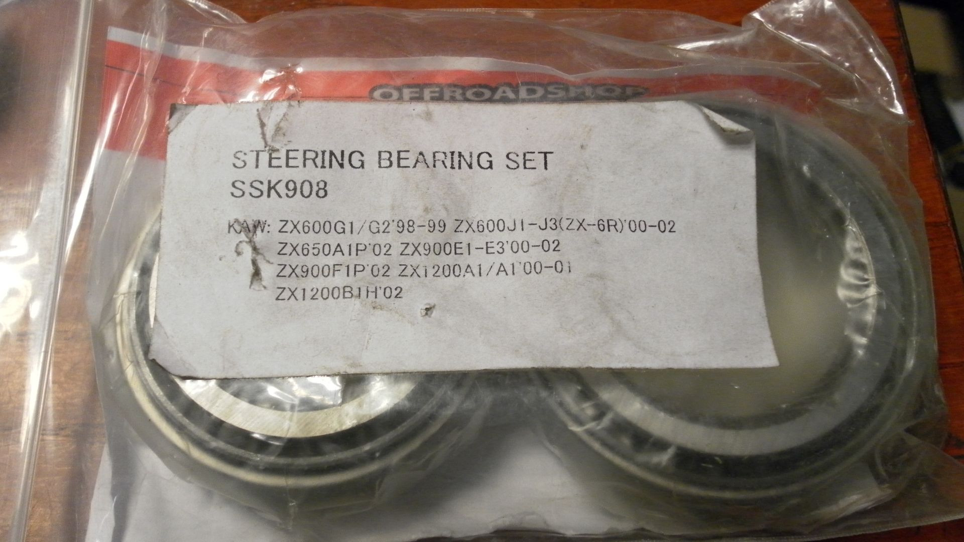Balhoofd lager set	zx12R(zx1200a1,2)00-01/ ZX9R(ZX900E1,2F1,2)00-03/ZX6R98-01(ZX600G1,2 J1,2)/ZX63602	ssk908 (2)