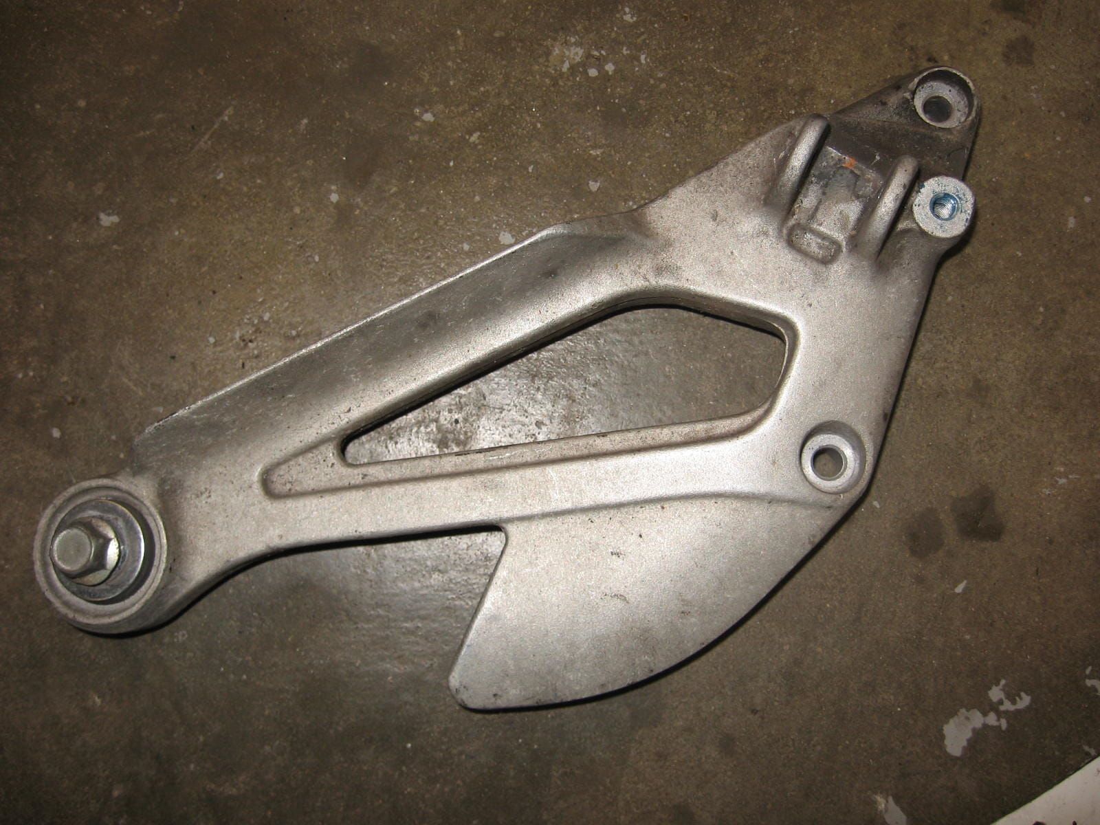 schetsplaat voetsteunhouder links 	Xj600s 92-95	4br-27442-01