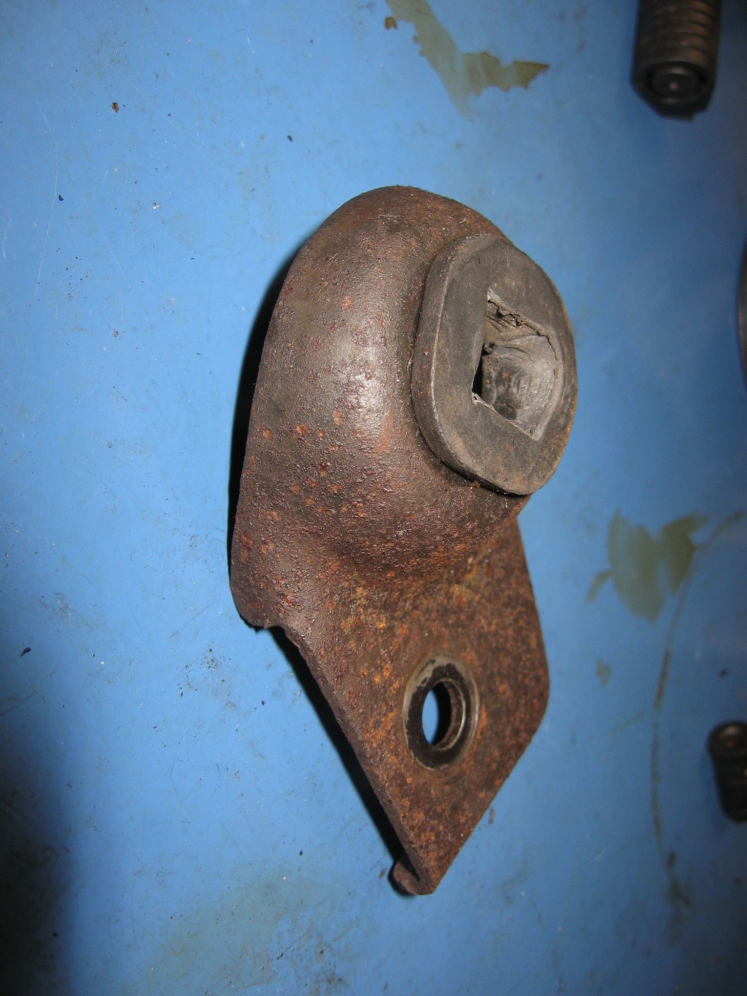 beugel bevestiging knipperlicht rechtsachter Gsx1100 80-81 gsx750 80-82 35621-49200