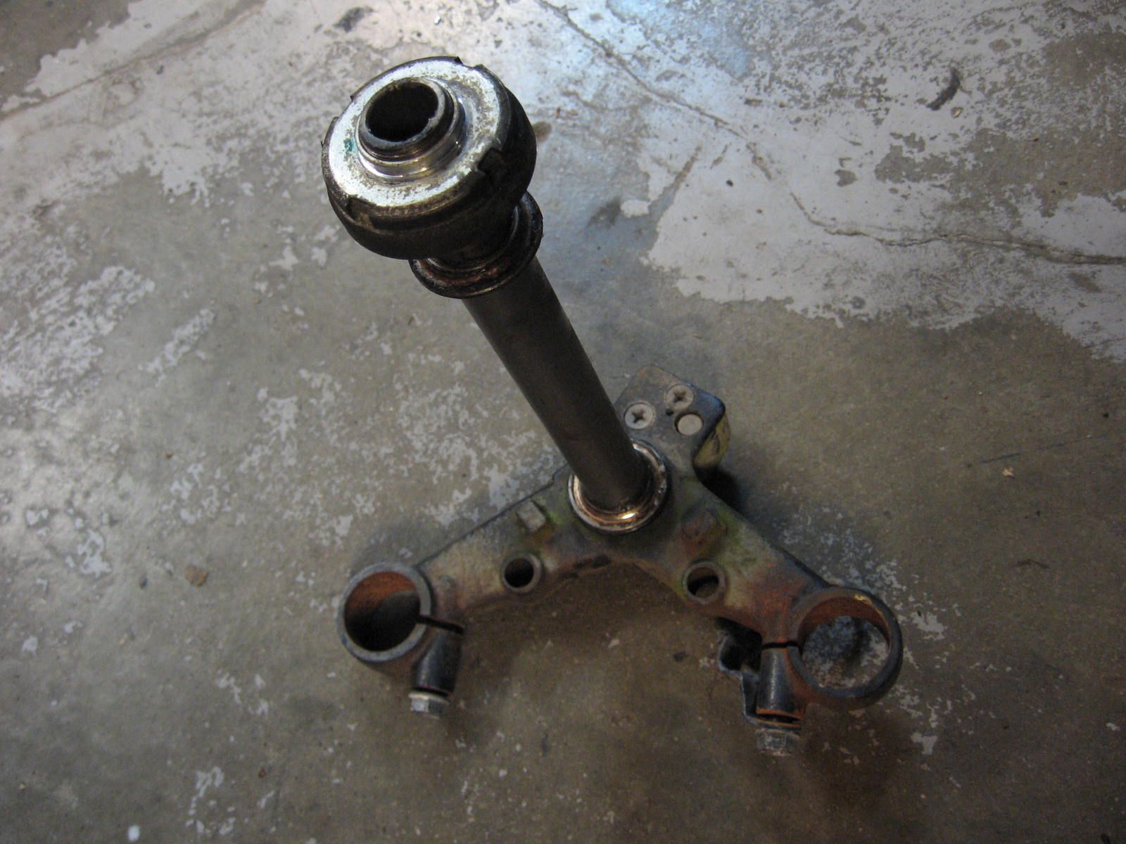 Onderstebalhoofdplaat , T-stuk balhoofd	cb250 R 1991-2008	53200-kbg-000	53219-kc2-s10za