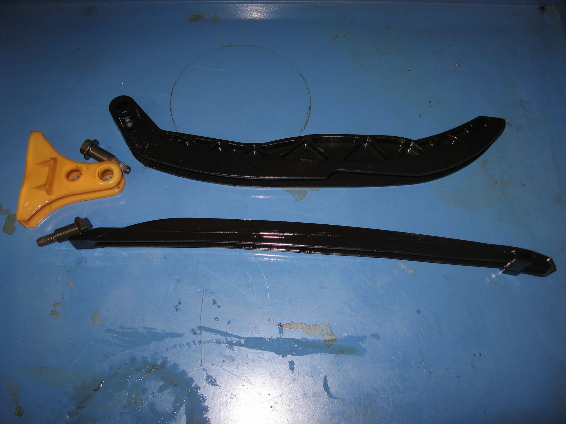 nokkenaskettingspannergeleider ,nokkenaskettonggeleiders, F650GS 1999- 2008 11317652906,11317652907,11317652908,11312343089