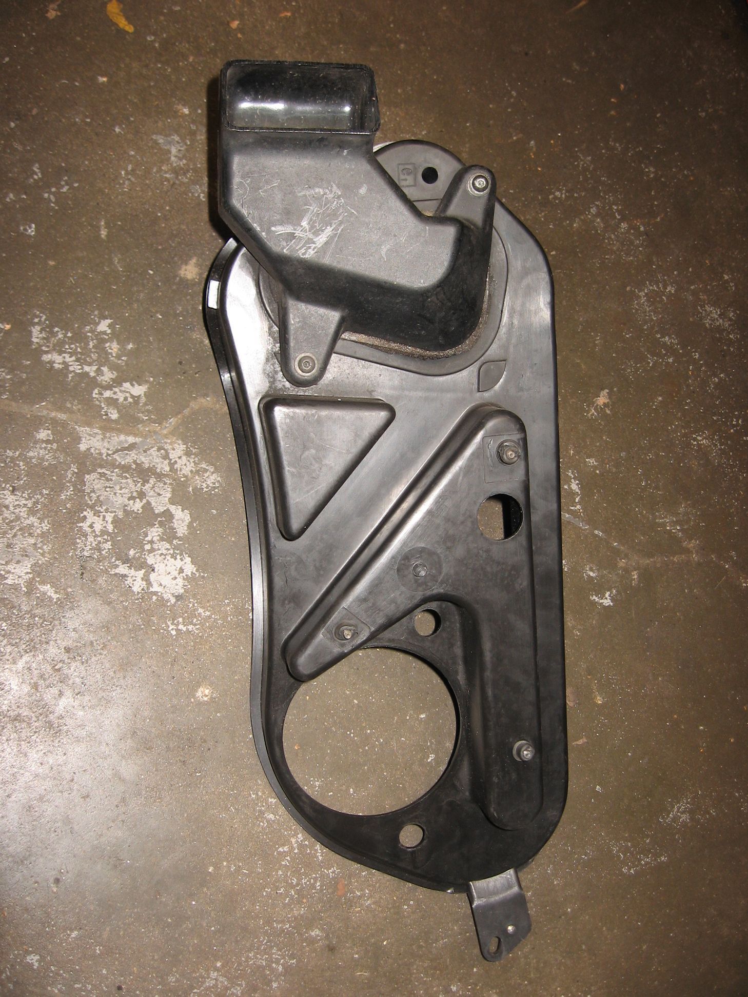 Buell X1 Lightning Helmholtz air cleaner backing plate 1999-2002