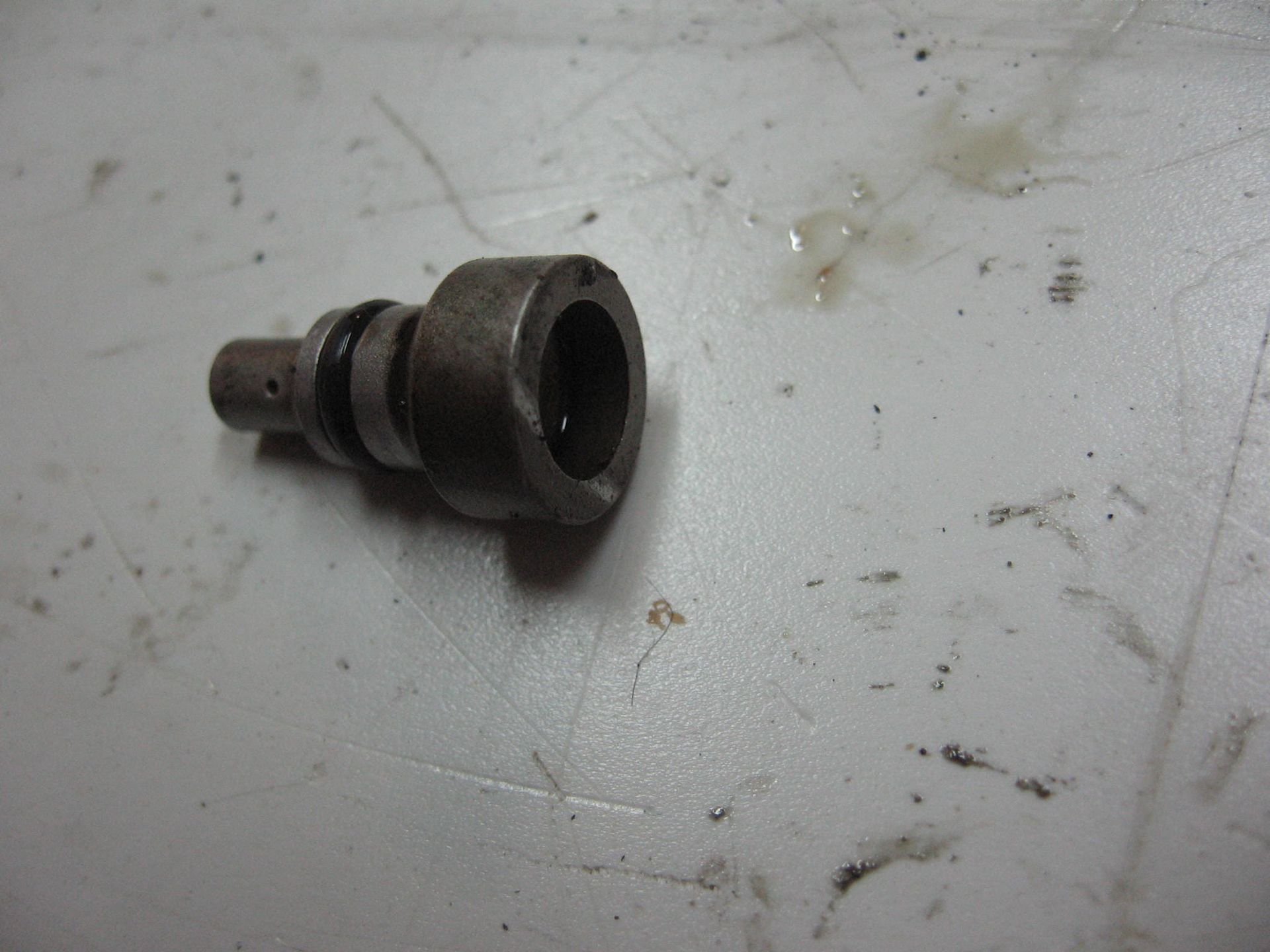 jet oil -- pc800 1989-98 /  vt700c 1984 / vt800 1988		11146-me9-000