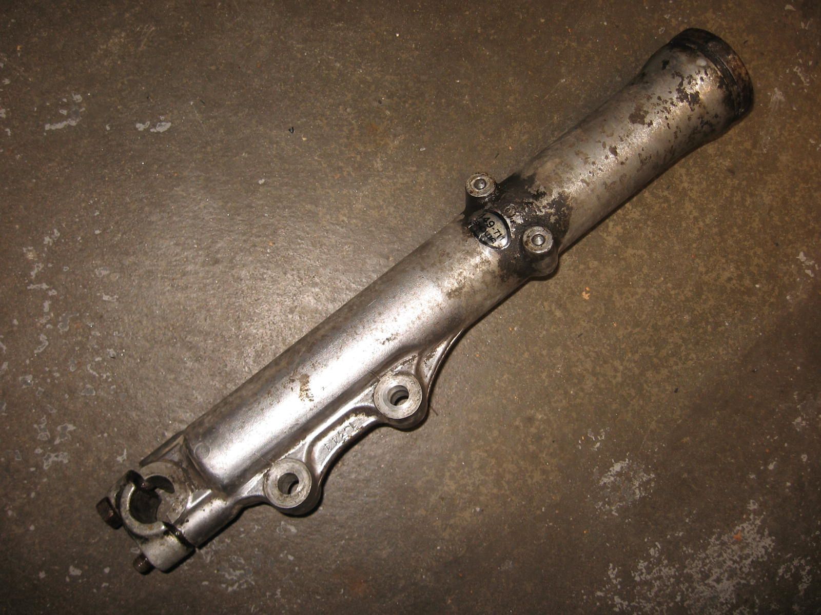 voorvork onderpoot rechts	Cx500B 1981	51421-449-711