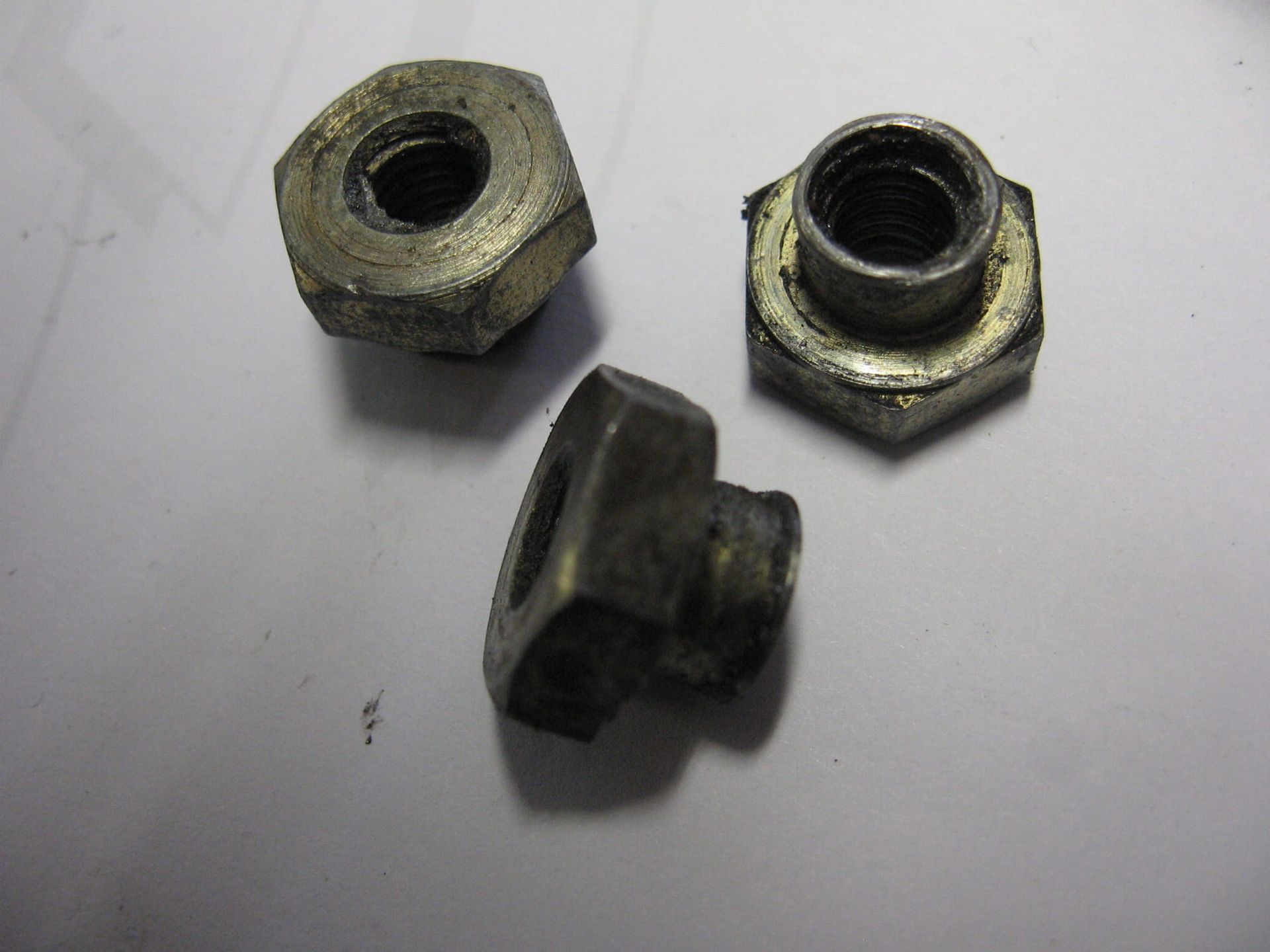 moer benzinepompplaat bevestiging 3x	St4s 02-05	, 75010421B