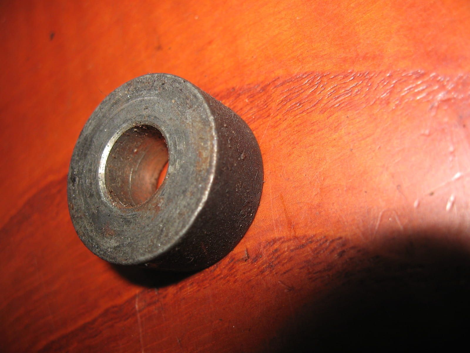 opvulbus ( H=11mm )montagen blok rechtsonder	Gs750 1977-79	09180-10051