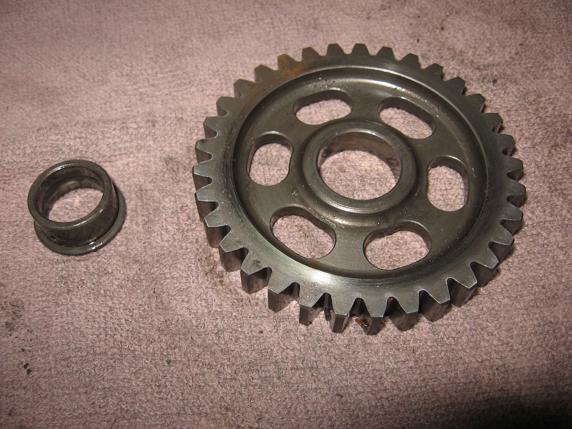 tussentandwiel kickstartas , kick idle gear Xr500r 83-84 , xr600r 85-86 , xl600r 83-86