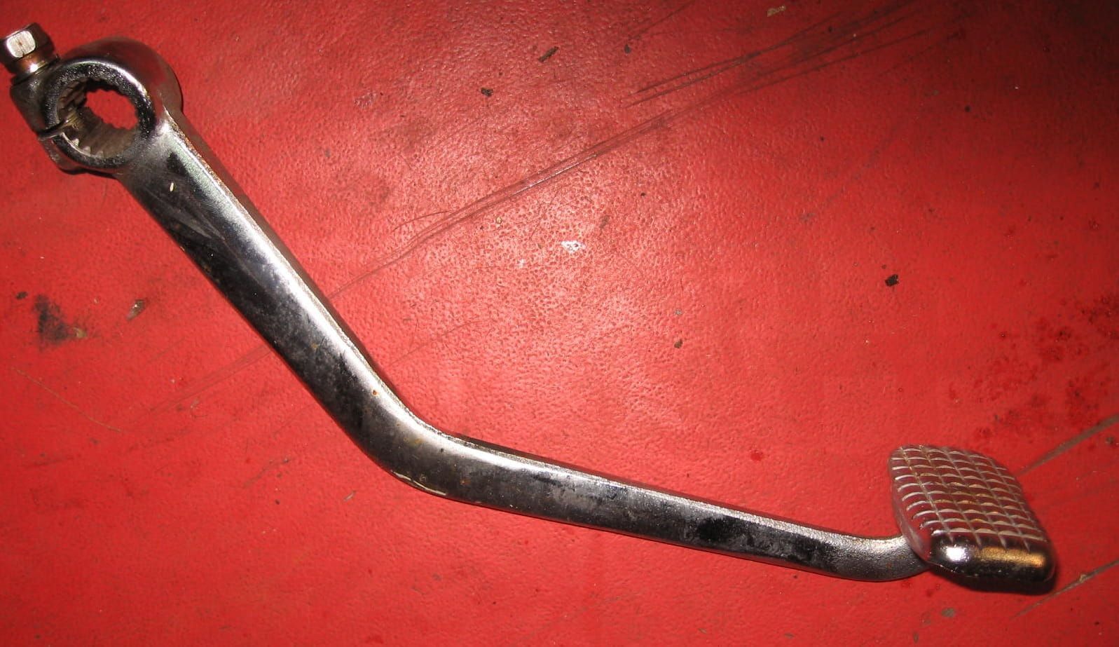 rempedaal 	Gsx400e , gsx250 82-83	43110-11501	43110-44401