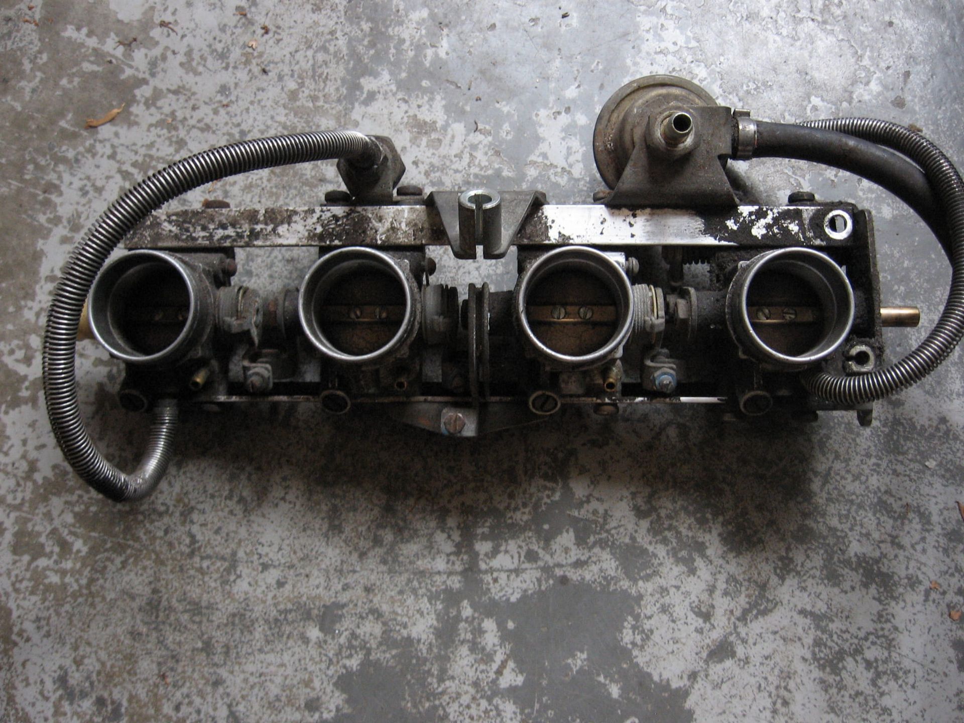 gasklephuis k100		13541461807	13541461765 / 13541460489