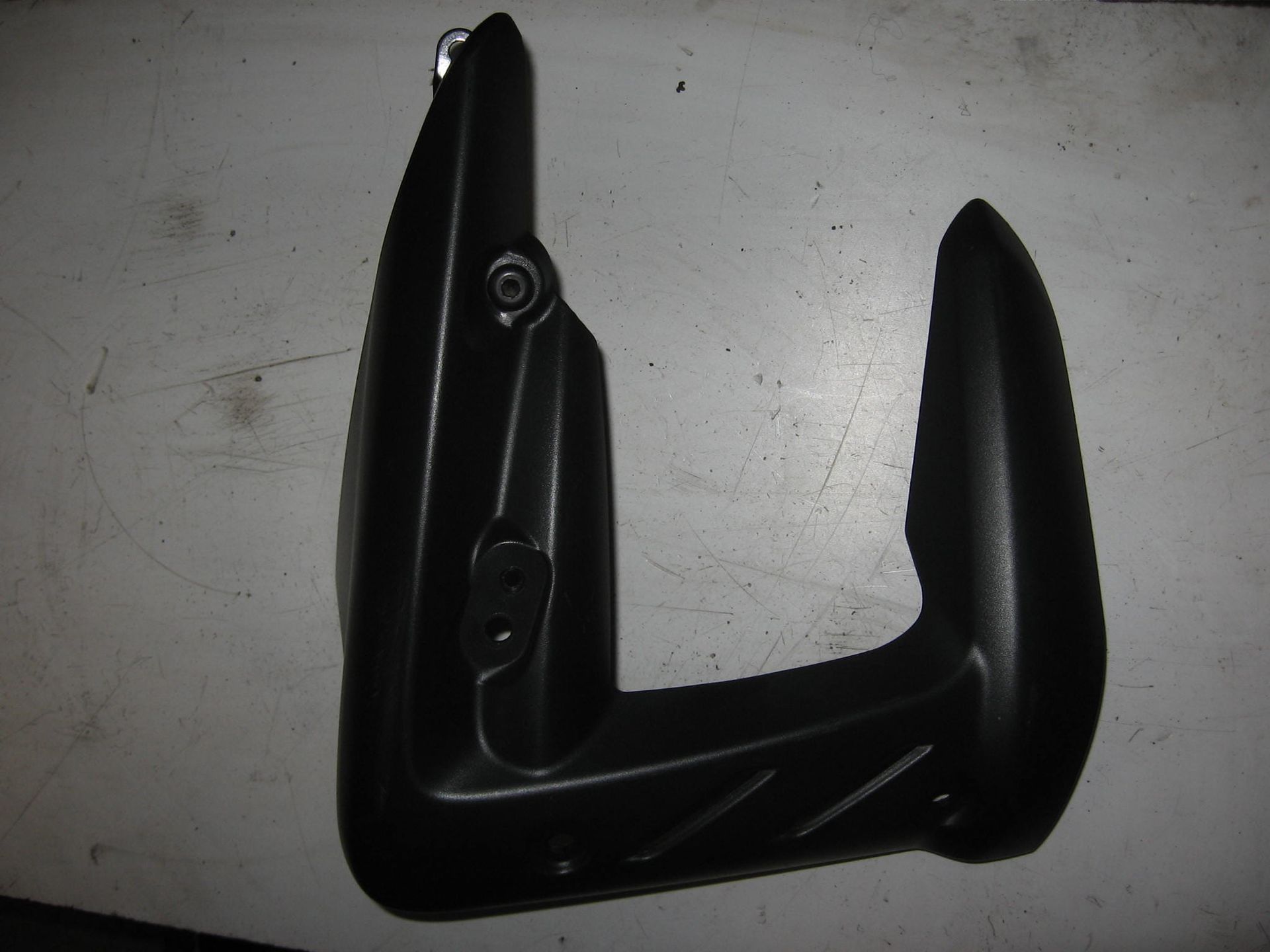 zijkap radiator links + steuntje // street triple 675 2007-2013 – street triple R 2008-2013		T2100563 + T2100608