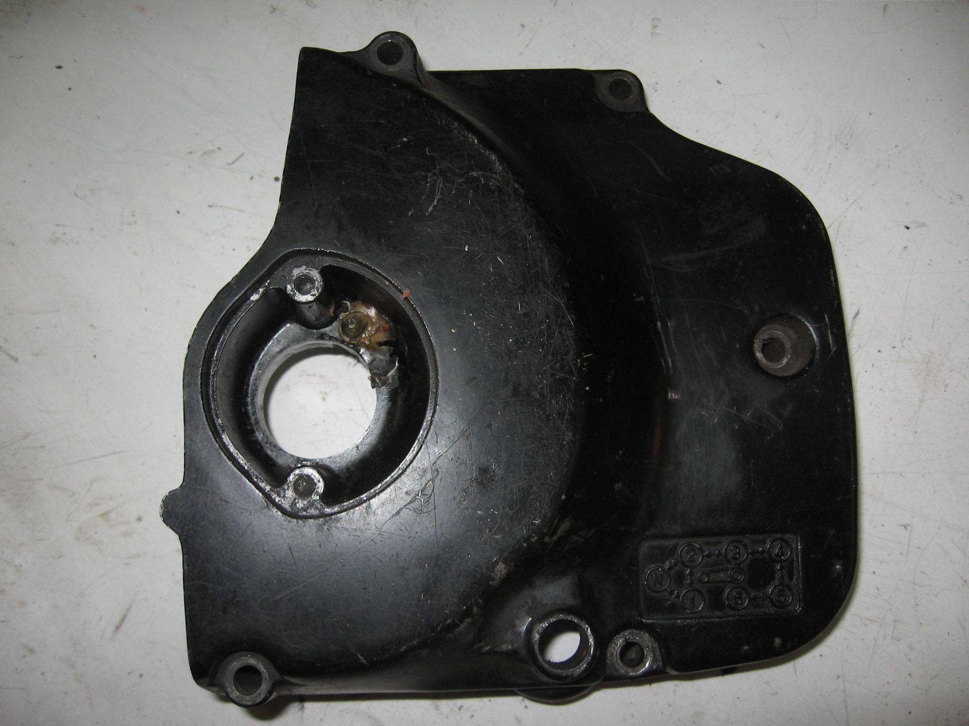 blokdeksel links voortandwiel // gsx400e 		11361-44100	11361-44101