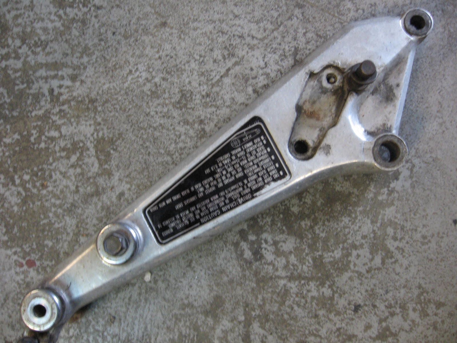 voetsteunhouder links	Cb750f 1979-82	50610-438-611