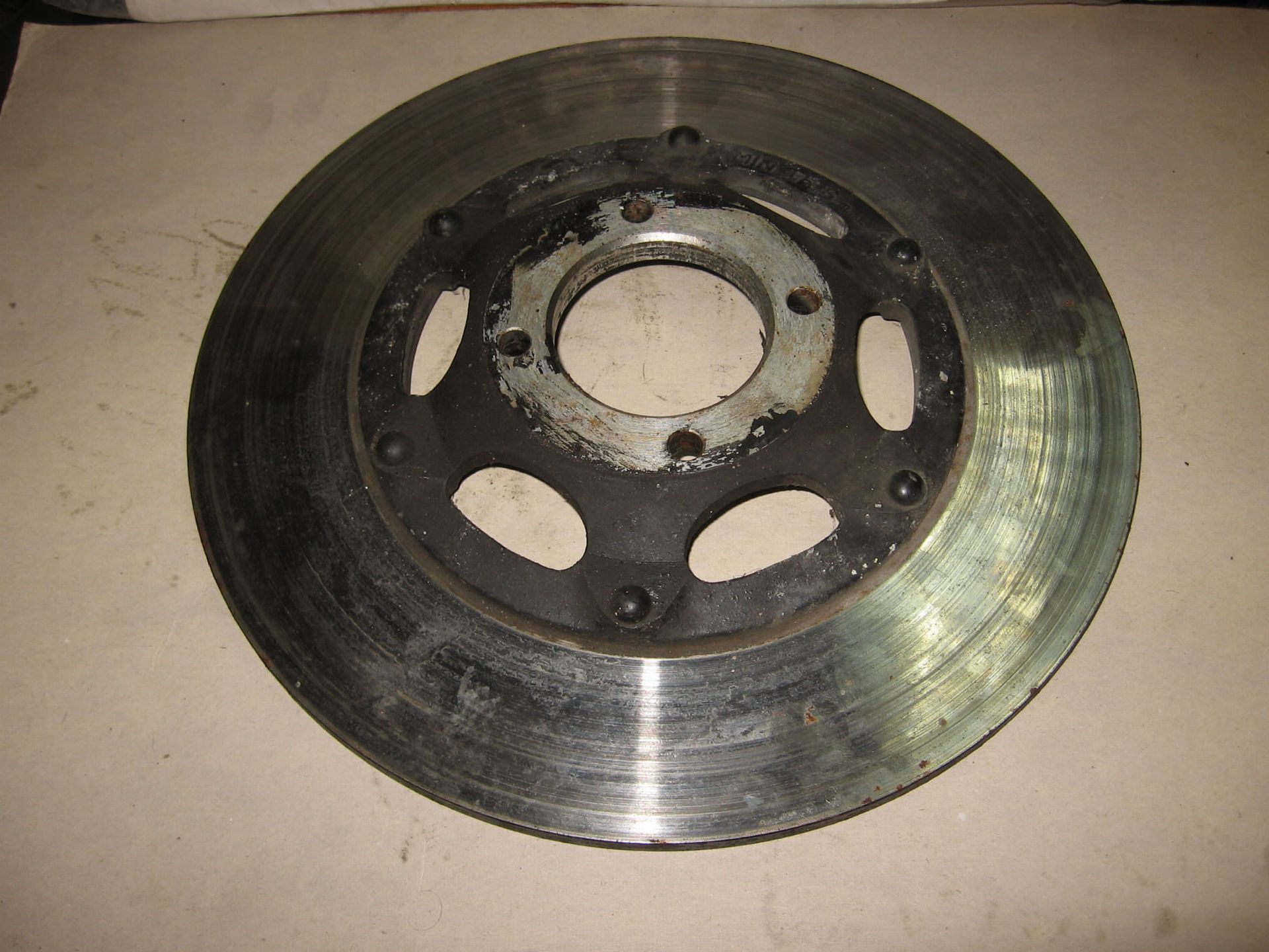voorwiel remschijf 6.6mm , cb400f 45120-369-000