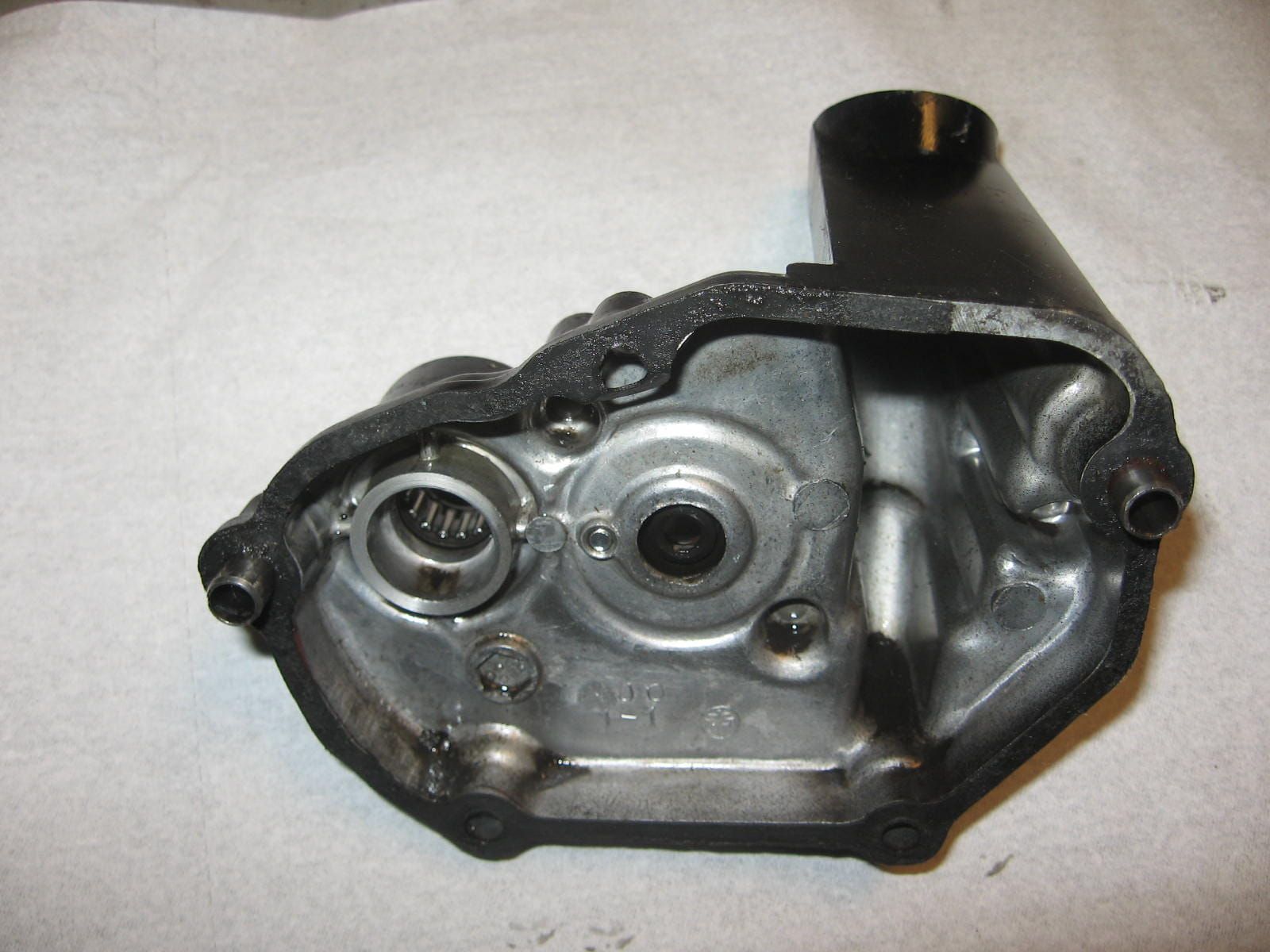 deksel gear change -- cbx750f f2 1984-86		11351-MJ0-000