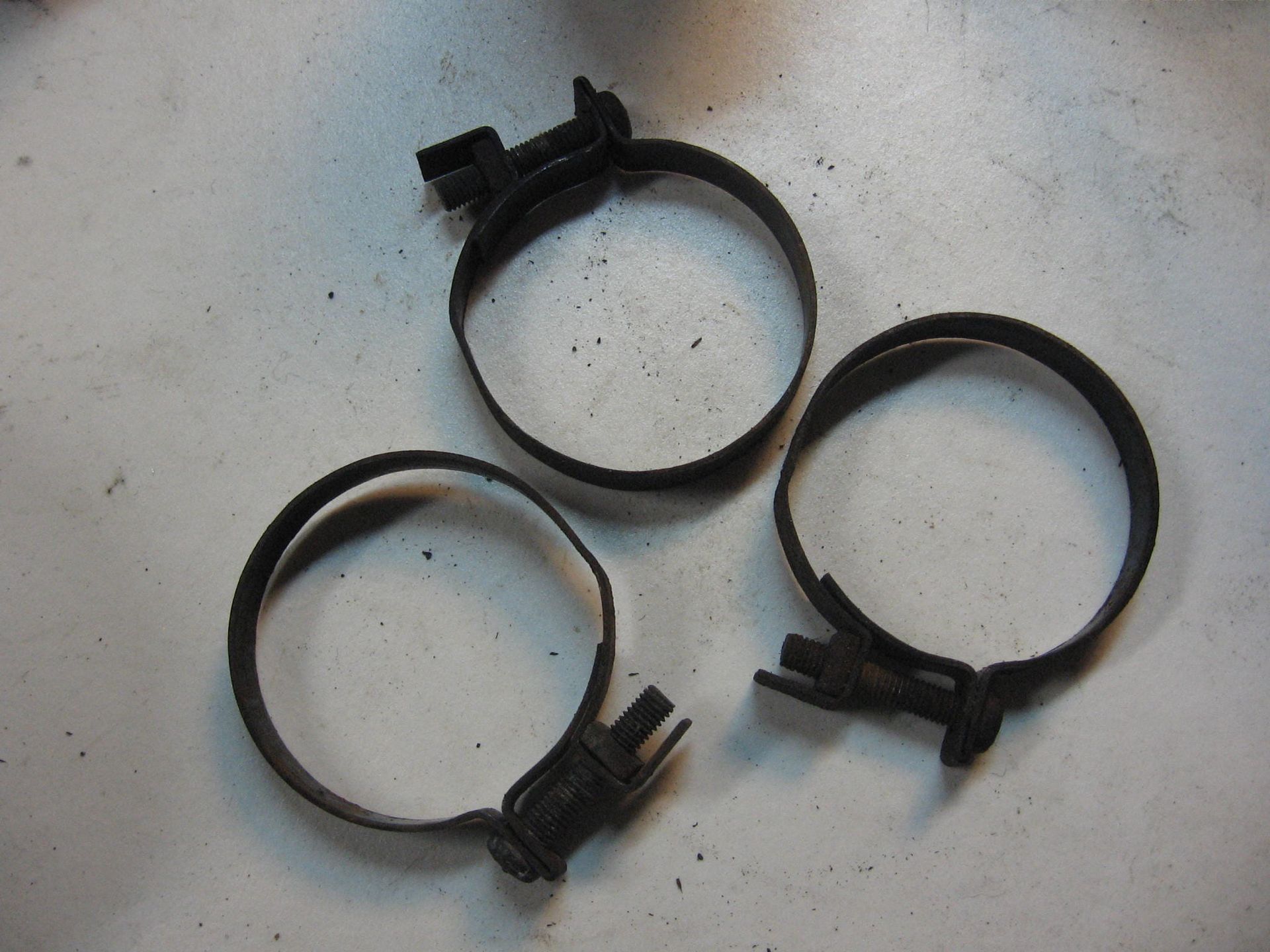 3x klemmen inlaatrubbers // vf500f 1984-85		16219-MB0-770	16223-KS5-000