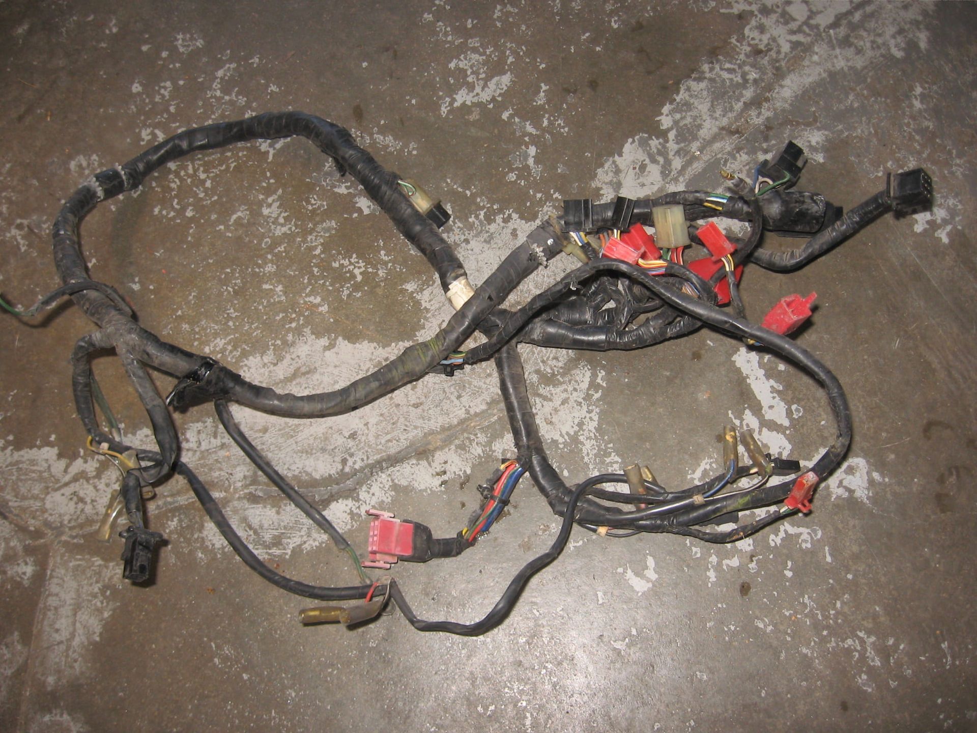hoofdkabelboom	Vfr400rg 1986	32100-ml0-700