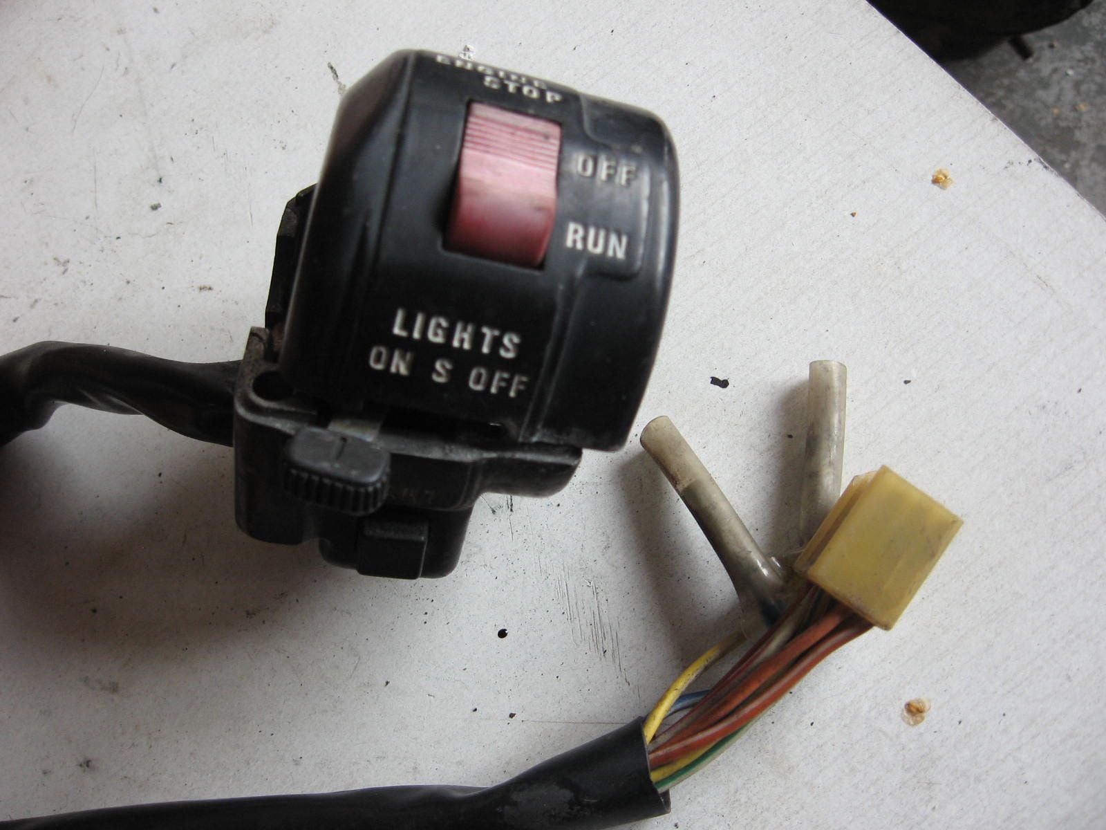 stuurbediening rechts Gsx400e 37200-34421 , 37200-45221 37200-34411 ,