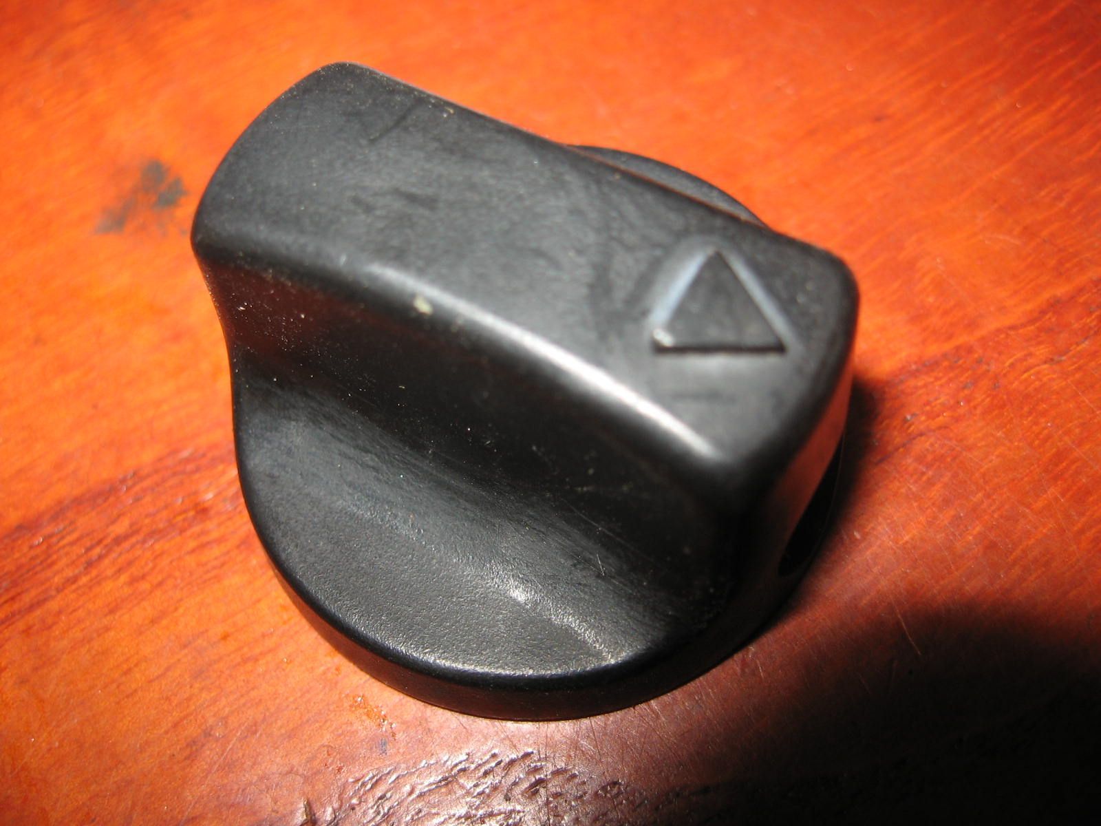 knop benzinekraan 	Gsx600f 1998-06	onderdeel van 44300-08f10