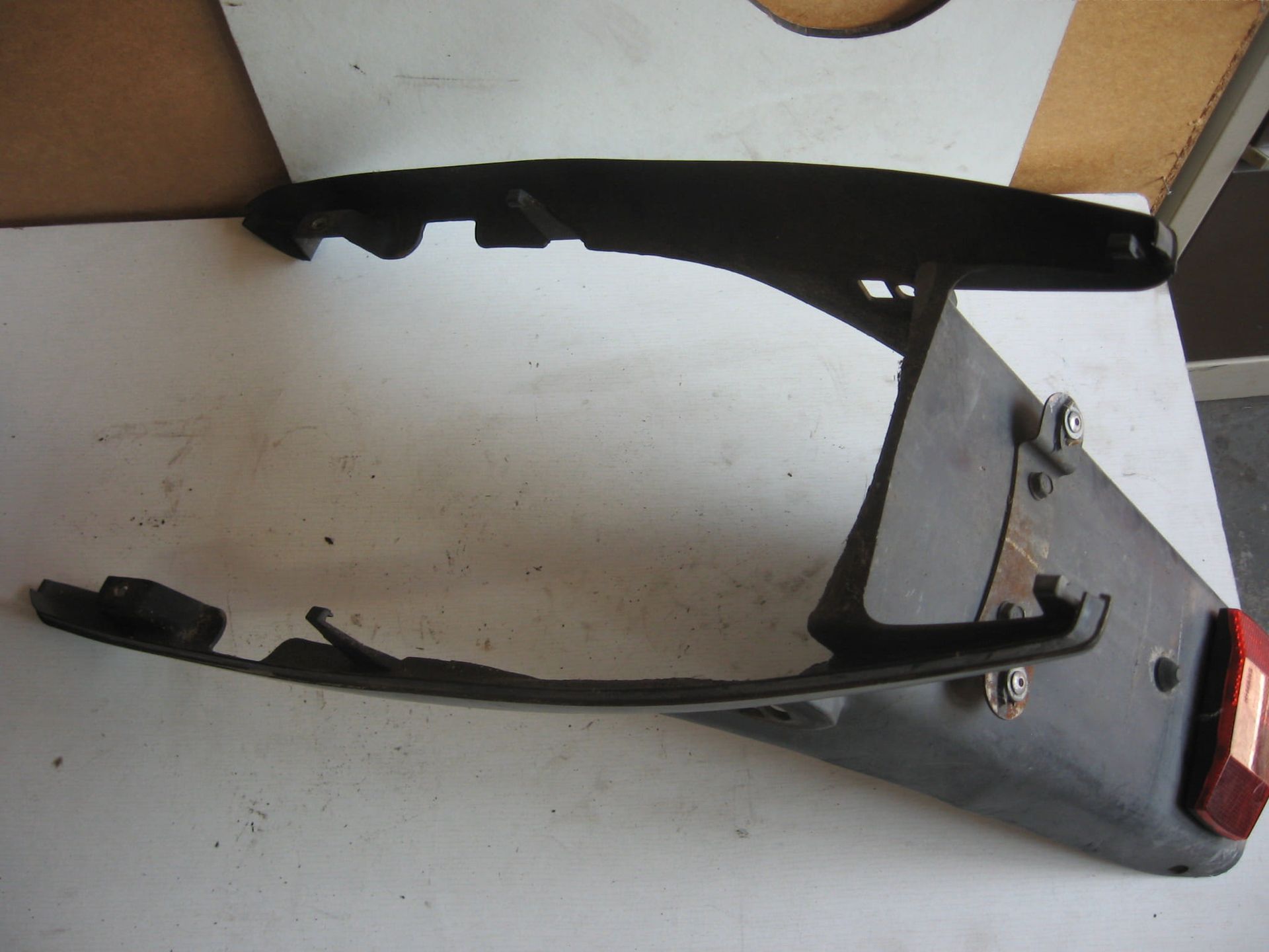 achter spatbord deel A //	 xbr500 1985-88	80100-mk4-000	80100-mk4-680